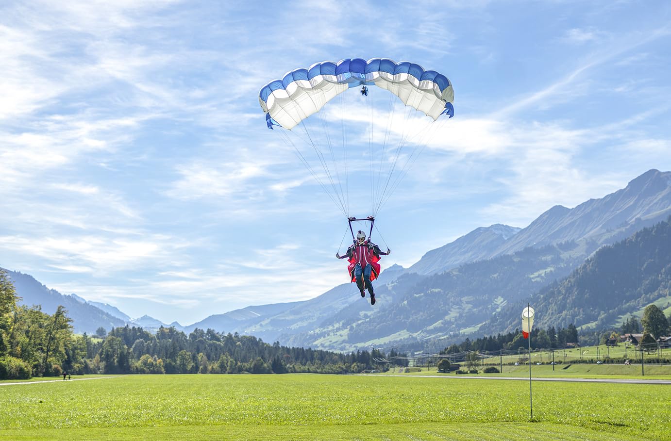 JOCHEN SCHWEIZER Geschenkgutschein: Gleitschirm Tandemflug Steindorf am Ossiacher See