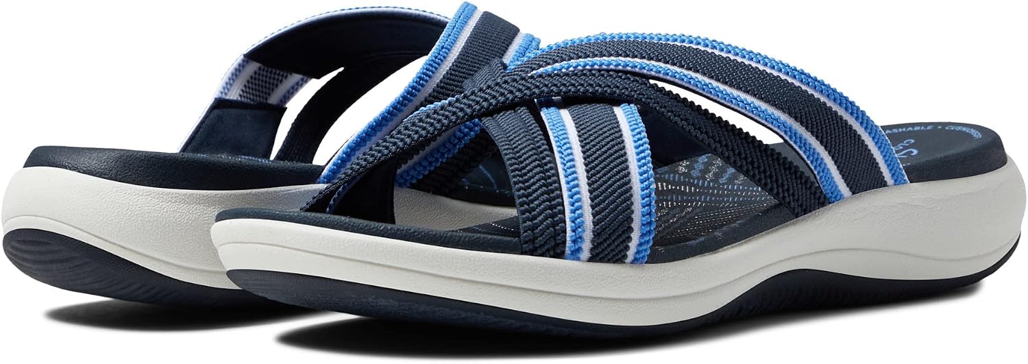 Clarks Women's Roseville Bay Flat Sandals image 2