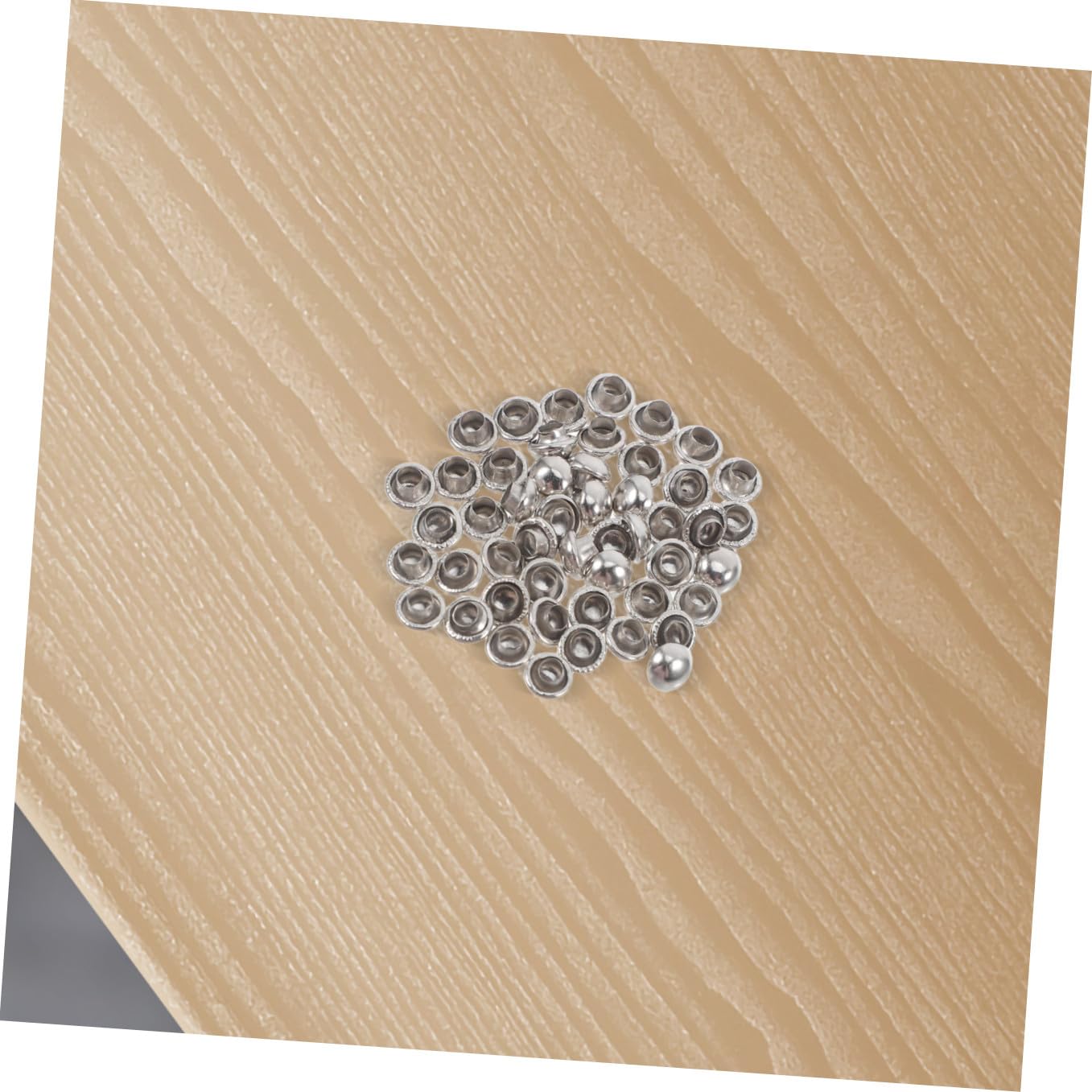 HOMSFOU 100 Remaches Metálicos Redondos de 6mm en Forma de Hongo para Diy, Estilo Punk, Metal Duro Duradero, Fácil de Usar para Cinturones y Sombreros