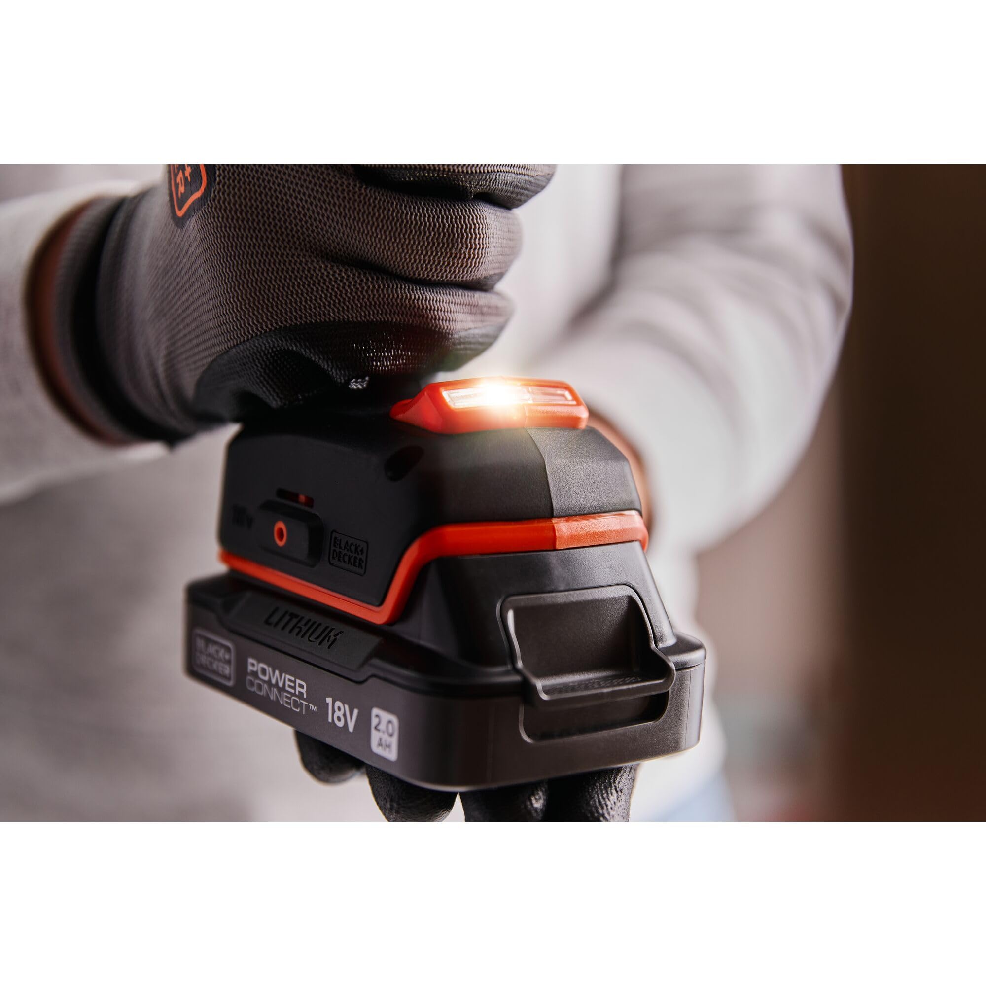 BLACK+DECKER Perceuse-visseuse sans fil et sans balais 18V, couple puissant de 50Nm,mandrin sans clé de 13mm, boîte de vitesse à 2 rapports, lampe de travail LED, sans batterie ni chargeur,BLD682XN-XJ
