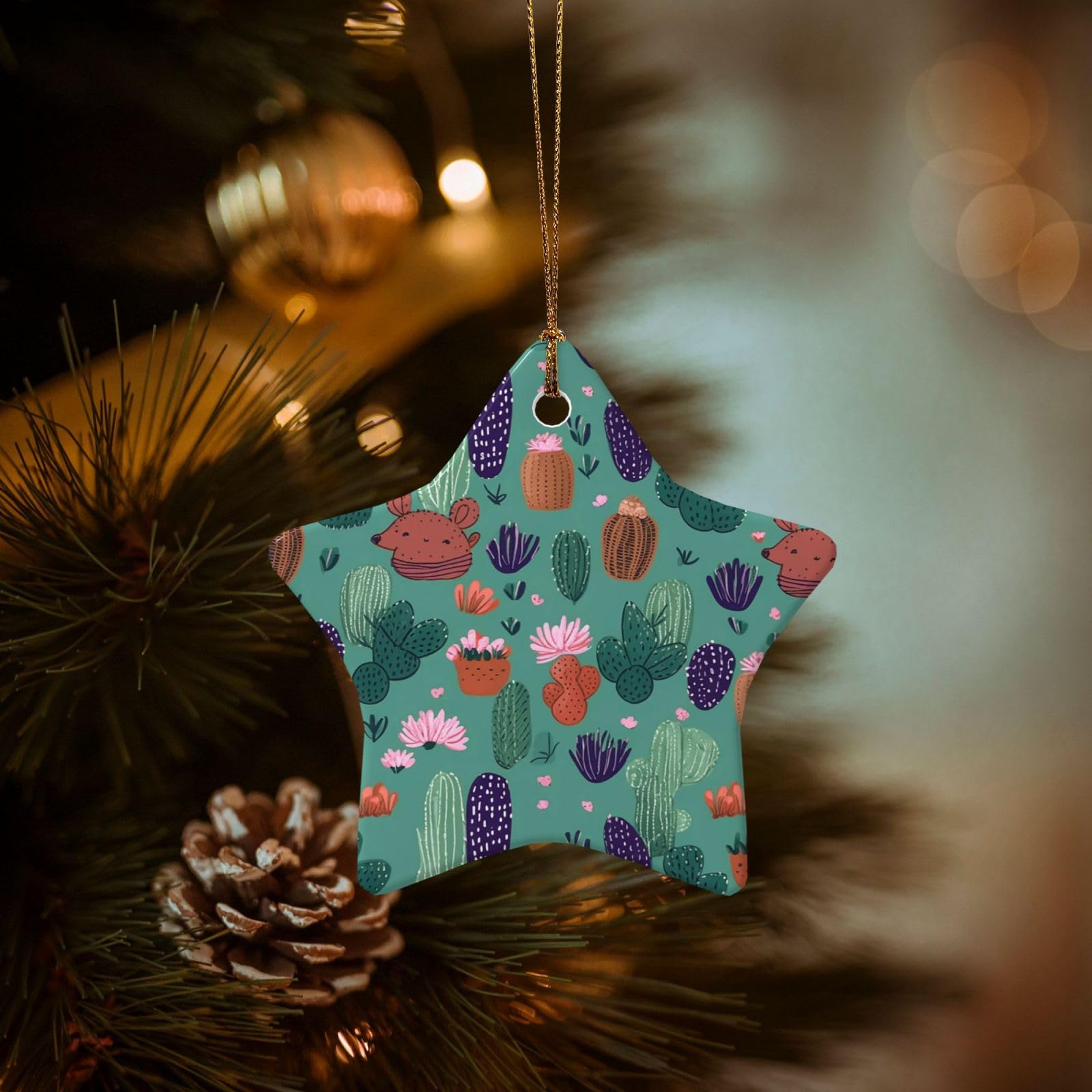 Christmas Tree Ornaments Ceramics Christmas Decorations Cactus Pattern Ornaments with Gold Ribbon Porcelain Xmas Tree Crafts Star Shape Hanging Pendant for Christmas Tree Party Decor