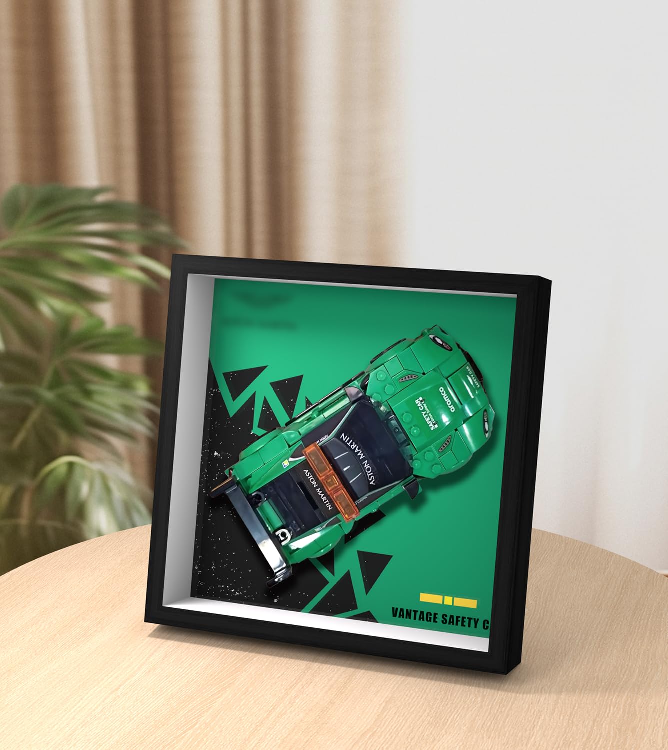 Amazon.com: Display Wallboard for Speed Champions Aston Martiin