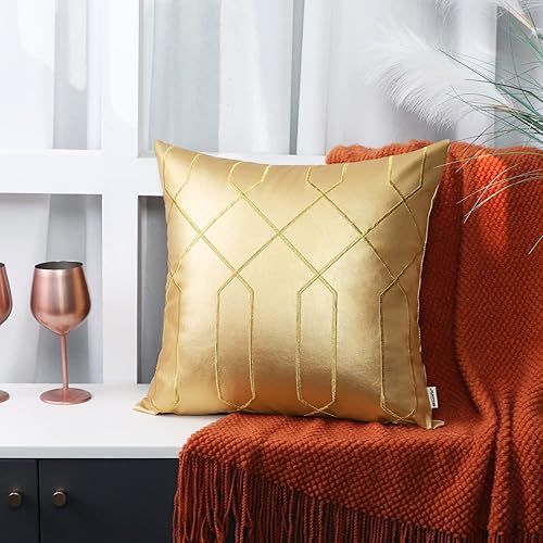 Miniatura 4 de BRAWARM Fundas de almohada de cuero 20 x 20 pulgadas - Juego de 2 fundas de almohada de cuero sintético dorado - Fundas de almohada decorativas con