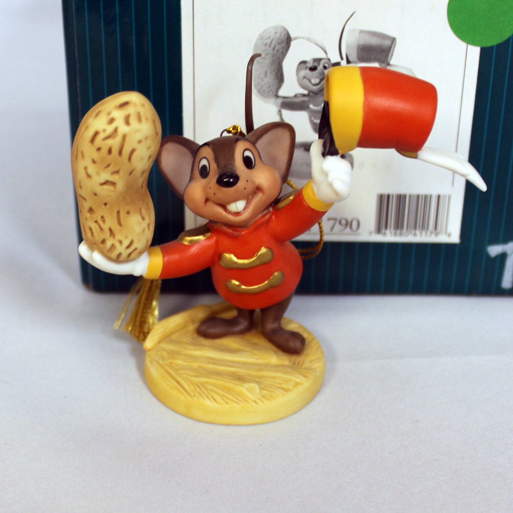 Amazon.com: Disney Walt (WDCC) Figurine - Dumbo - Friendship