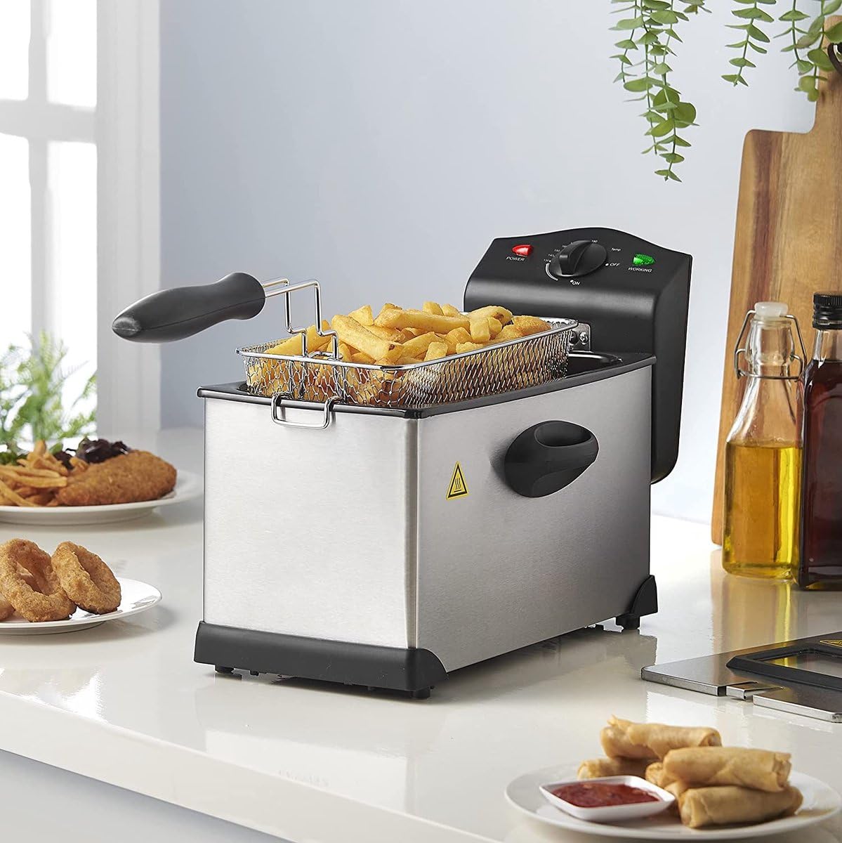 ROYALTY LINE, Friggitrice EFT2000L da 3 L 2000 W - Friggitrice elettrica con cestello da 15 L, timer preciso, tubo a riscaldamento rapido, facile da pulire, ideale per fritture gustose