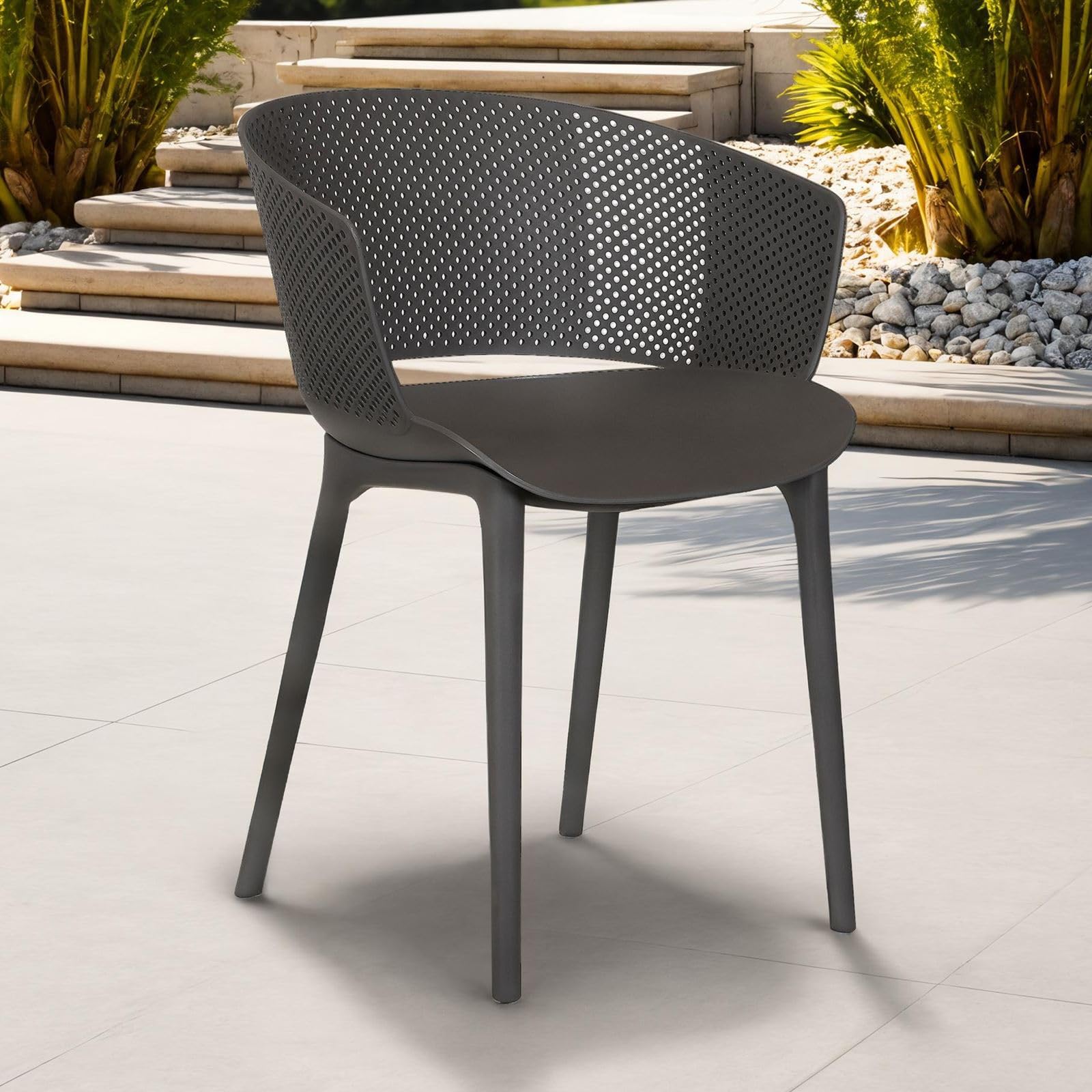 IDIMEX Nivel – Set Di 4 Sedie Da Giardino In Plastica Beige Resistente UV – Gambe In Metallo Nero – Altezza Seduta 48 Cm – Portata 110 Kg – Per Terrazzo Esterno