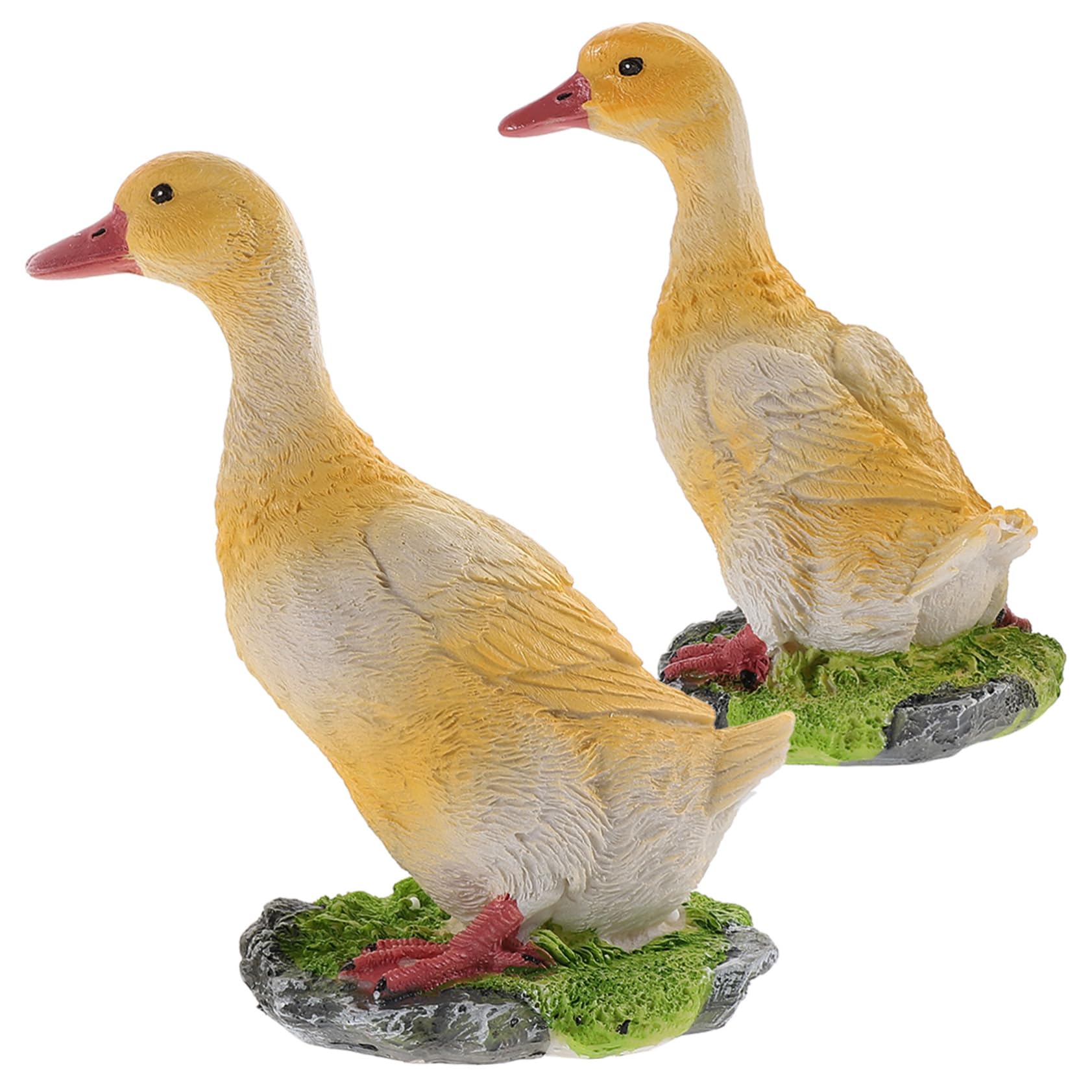 Canards décoratifs en résine pour animer les abords d'un bassin de jardin