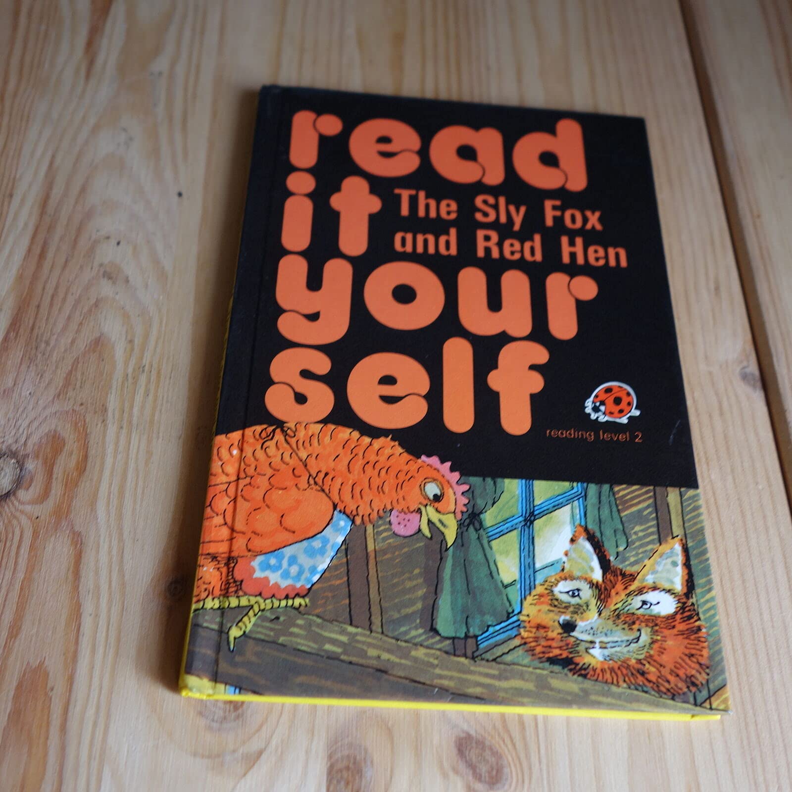 The Sly Fox and Red Hen (Read it Yourself - Level 3)