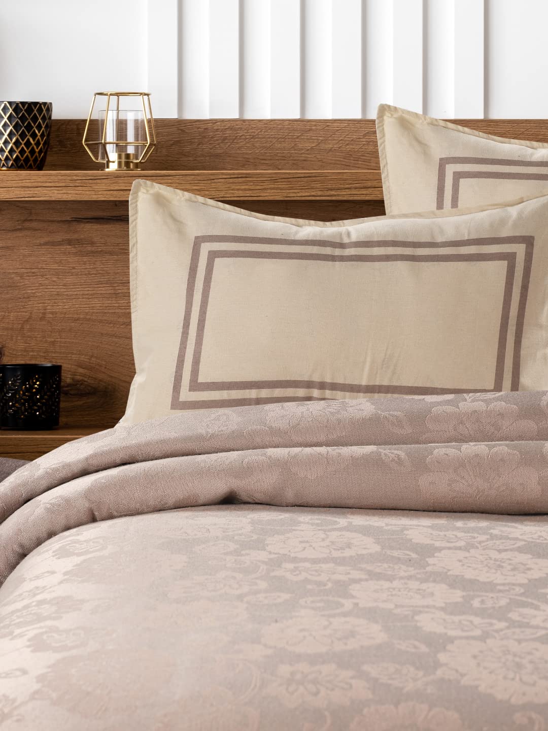 Saral Home Soft Cotton Jardin Floral Breathable & Wrinkle Free Bedsheet for Double Bed- 1 King Size Bedsheet with 2 Pillow Covers (Beige,100"X108")-picture-26