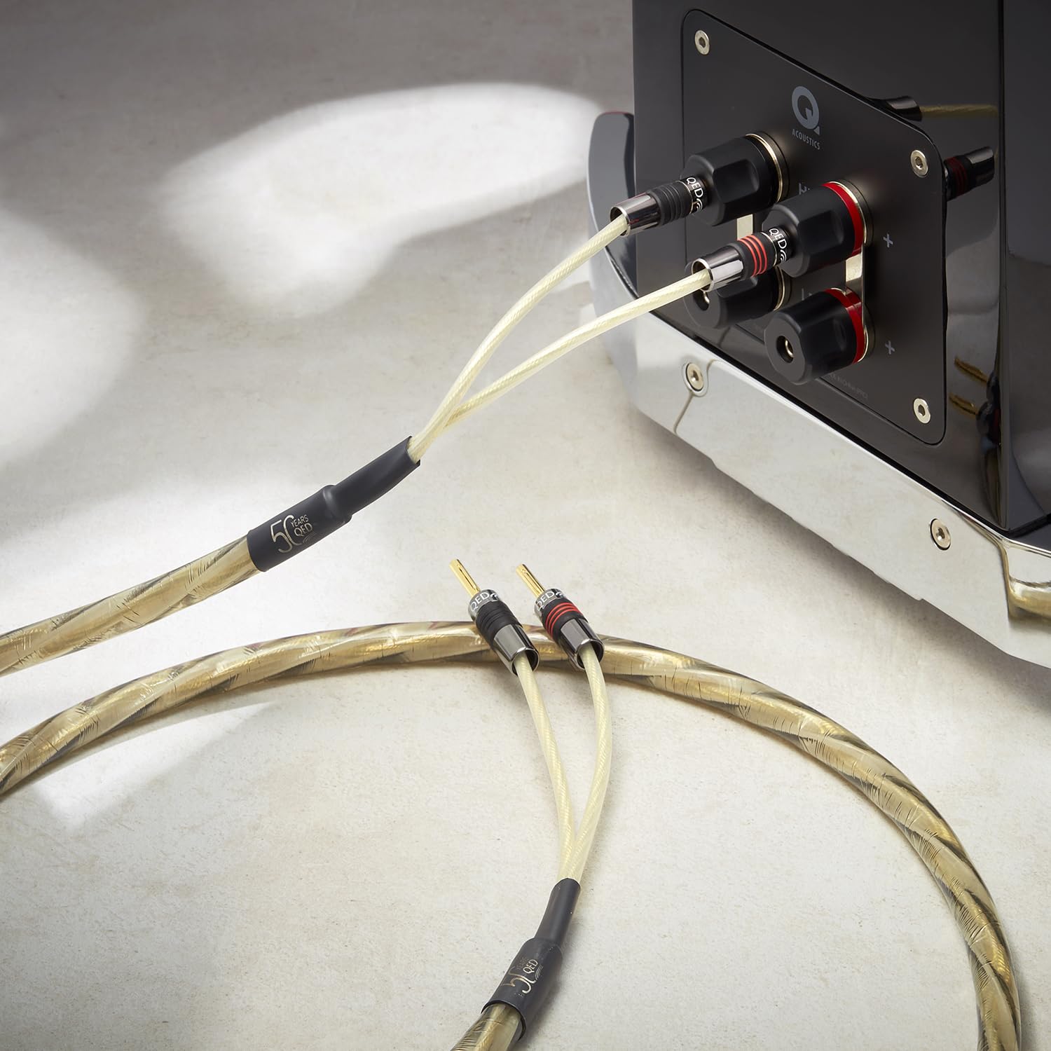 Amazon.co.jp: QED Golden Anniversary XT - Speaker Cable Assembled