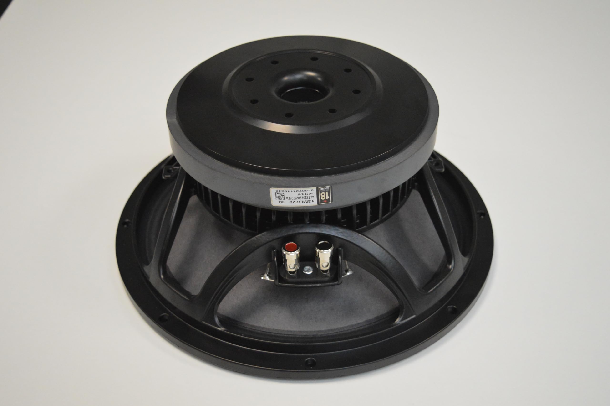 コメント者12/18 P15 Amazon.com: 18 Sound 12MB720-8 Midbass Driver 500 Watts AES 1000