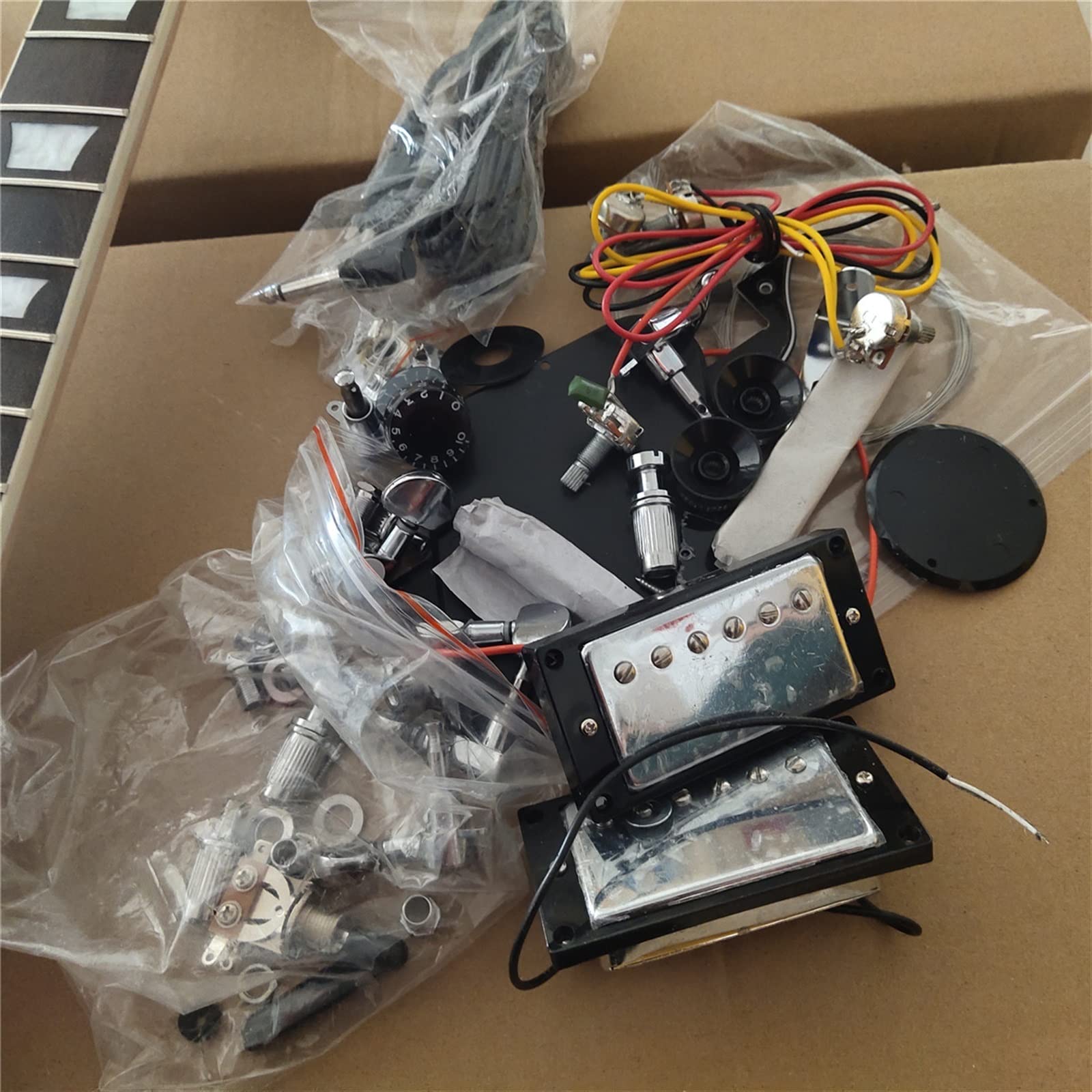 Profesjonalny zestaw do gitary elektrycznej Niedokończona Szyja Gitary Elektrycznej I Czarny Mahoń Body Palisander Gryf Zestaw Gitarowy DIY Wszystkie Części Zestaw gitarowy DIY
