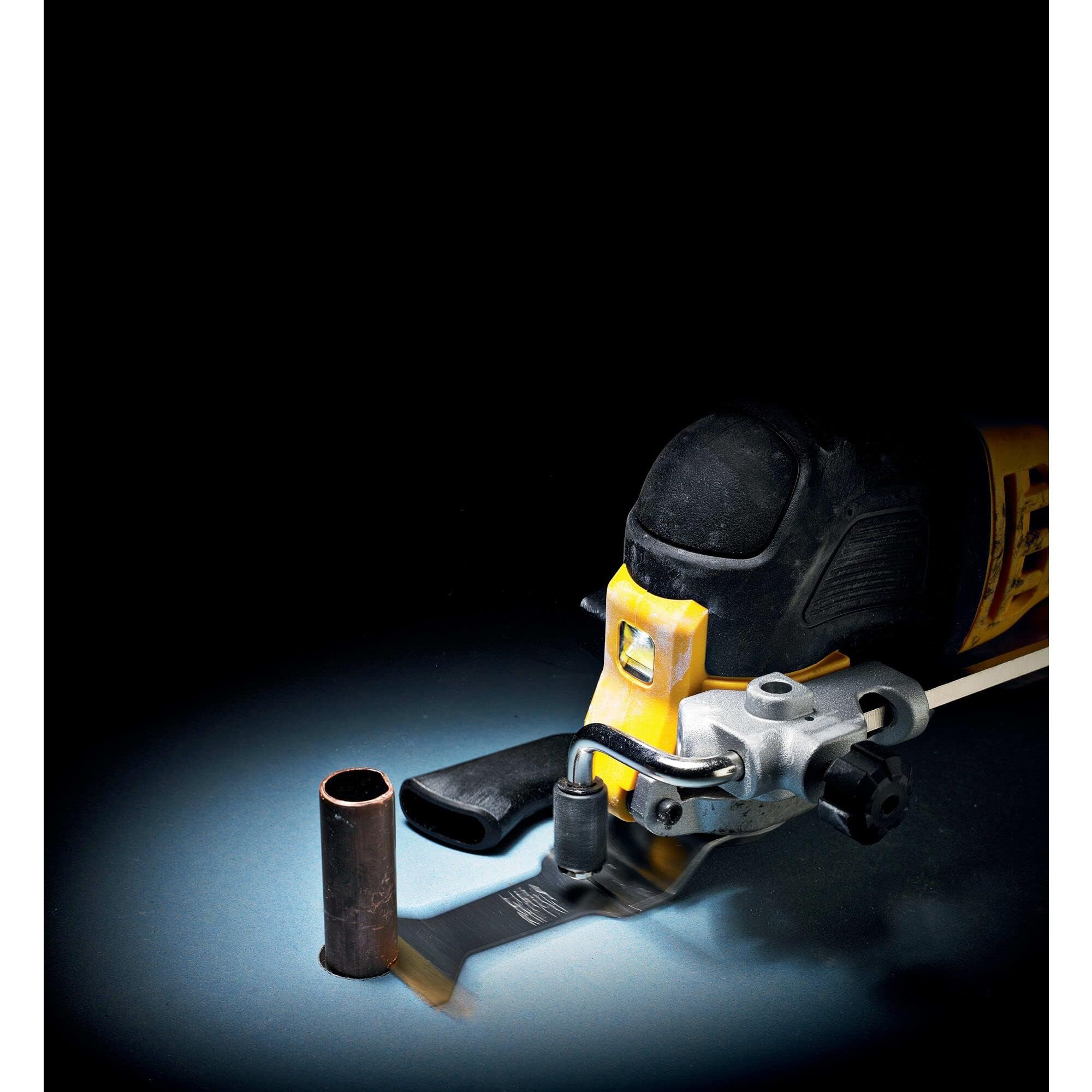 DEWALT Solidny Brzeszczot titanio do metal 30mm x 43mm do multi-herramienta oscillante dla profesjonalistów i majsterkowiczów do pracy profesjonalnej 30mm 43mm