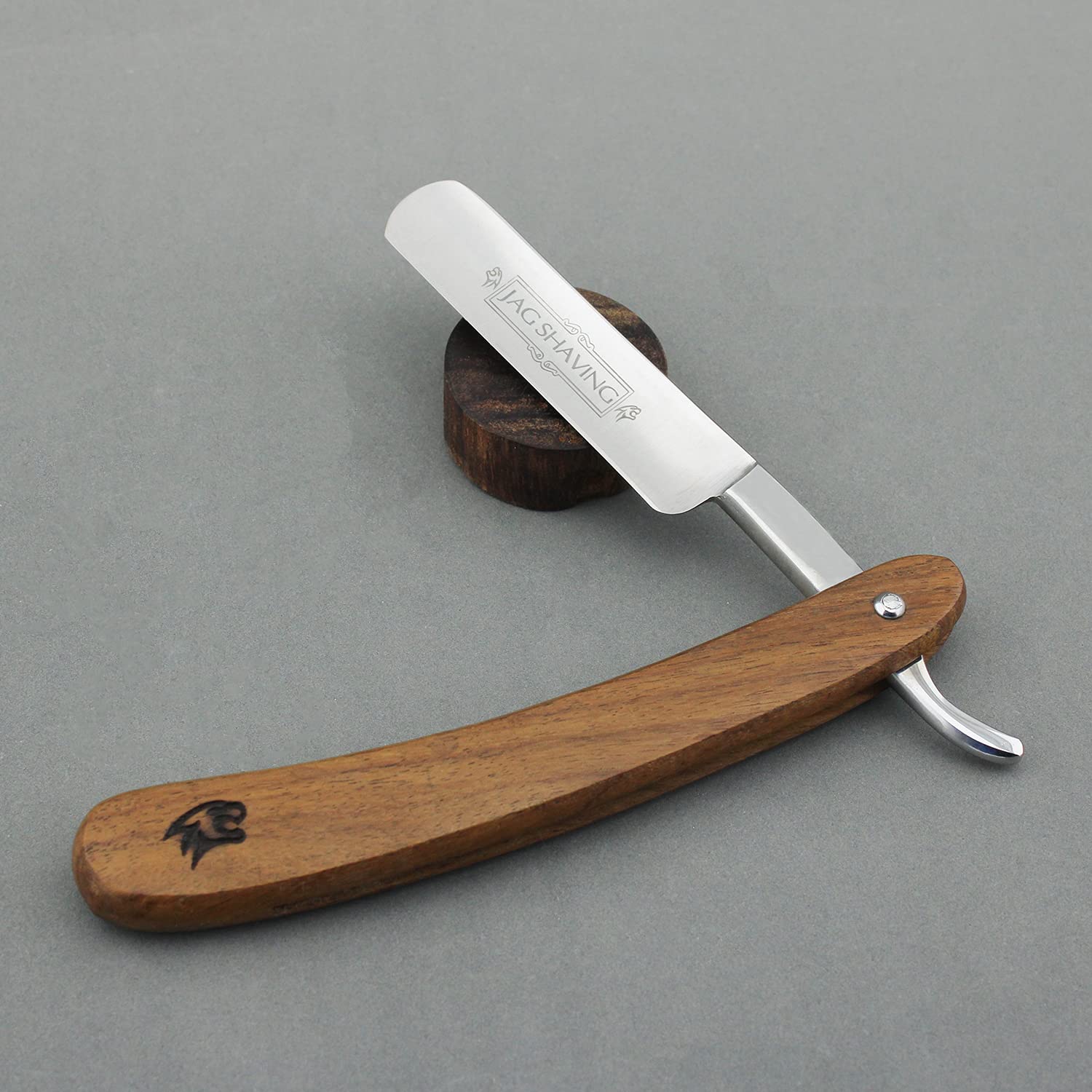 Jag - Kit da barba sostenibile da 5 pezzi, set di rasoi a mano libera, Pennello da barba in legno di tasso - Rasoio a mano libera - Armatura in pelle - Composto abrasivo - Bastone di allume