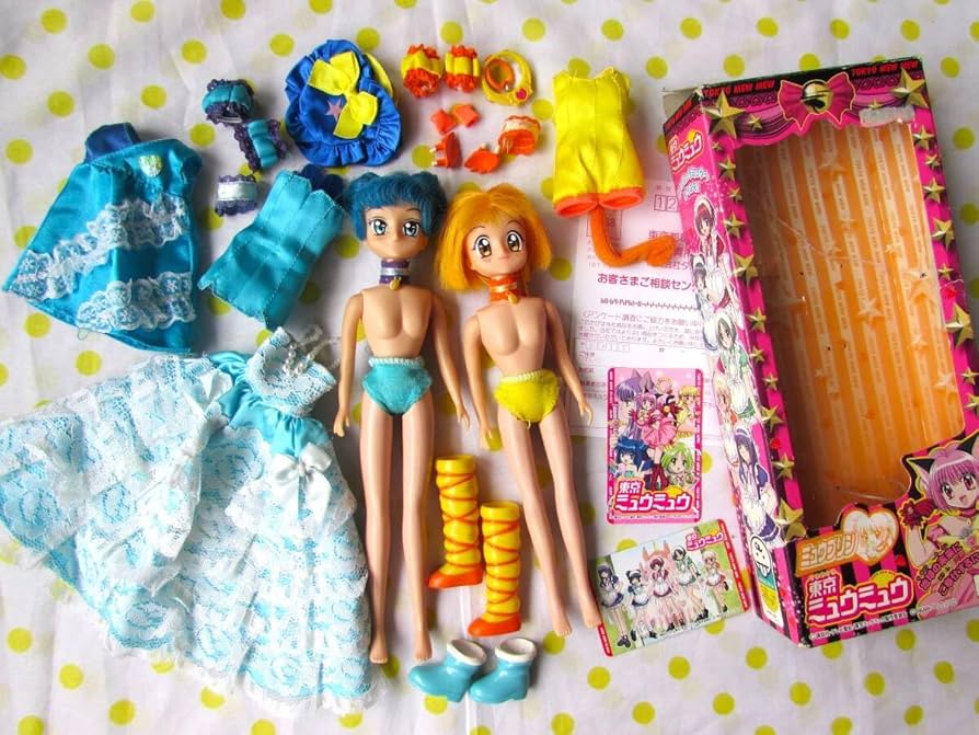 Amazon.co.jp: レア平成人形ドレス靴小物東京ミュウミュウ黄歩鈴
