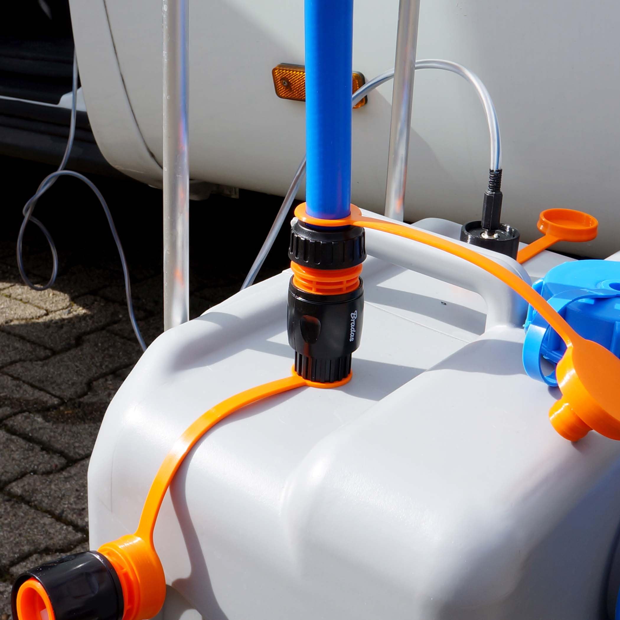 WaterBob, Serbatoio dell'acqua arrotolabile con pompa da 12 Volt, 0,6 o 1,4 bar, grigio, lunghezza 50 cm, larghezza 32 cm, altezza 30 cm