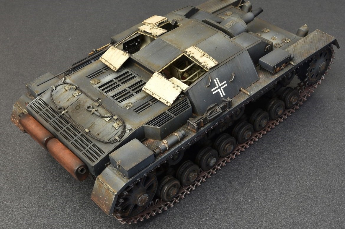 戦車ジオラマ　1/35 ドイツ3号戦車突撃砲 タミヤ 1/35 ミリタリーミニチュアシリーズ ドイツ III号突撃砲B