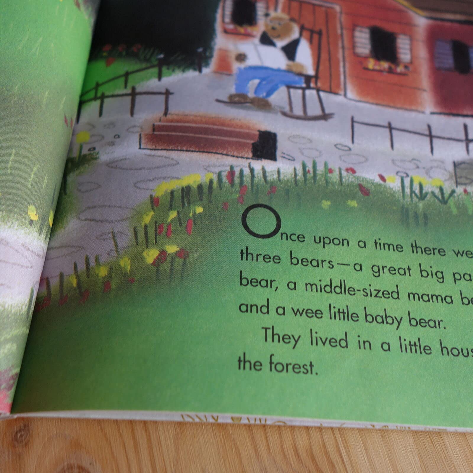 The Three Bears (Little Golden Book) - Image 4