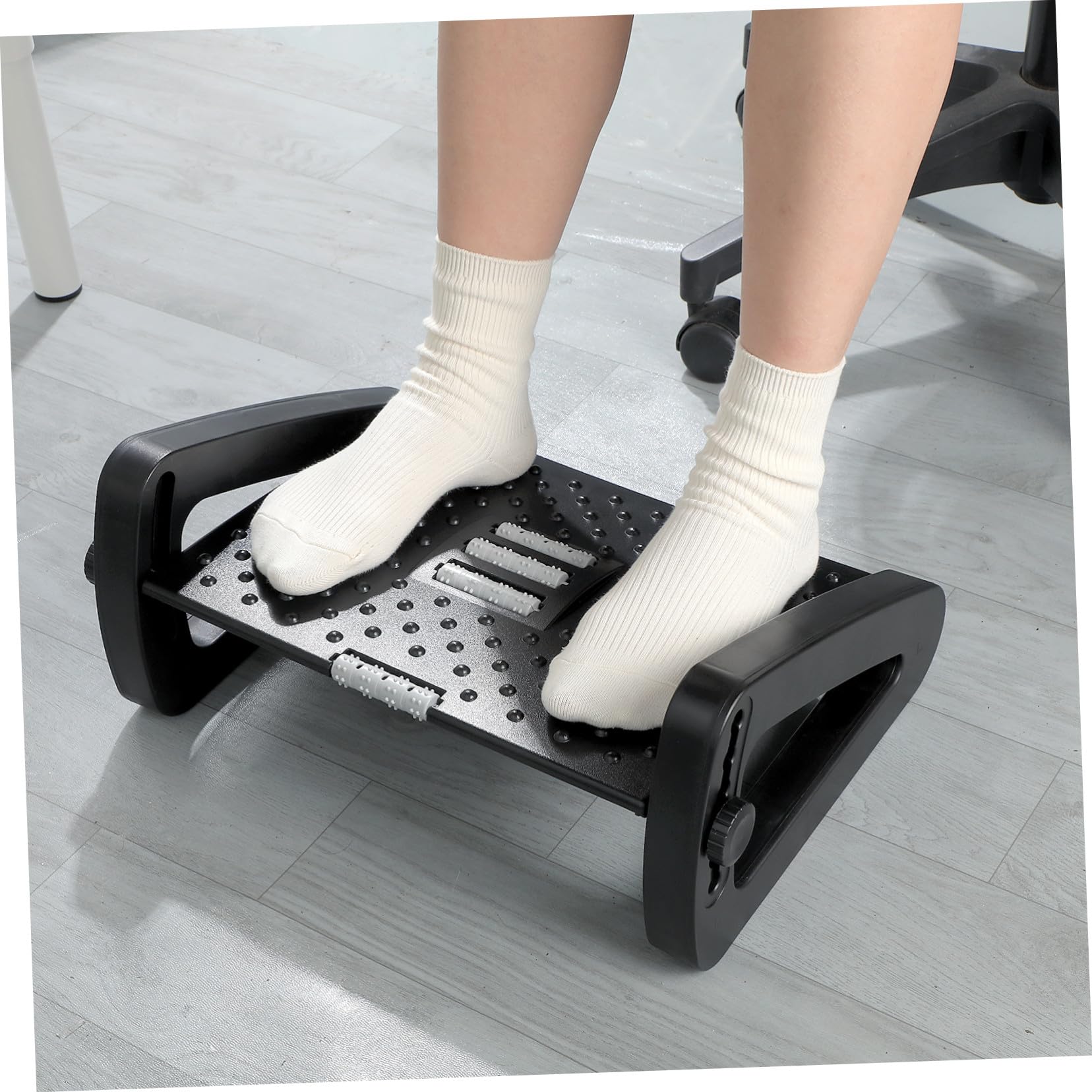 Verstellbare Fußstütze Schwarz aus Abs Pp Eisen für Büro und Zuhause | Massage Rolle, Neigungswinkel, Stabile Ausführung, Schlichtes Design für Homeoffice und Arbeitsbereich