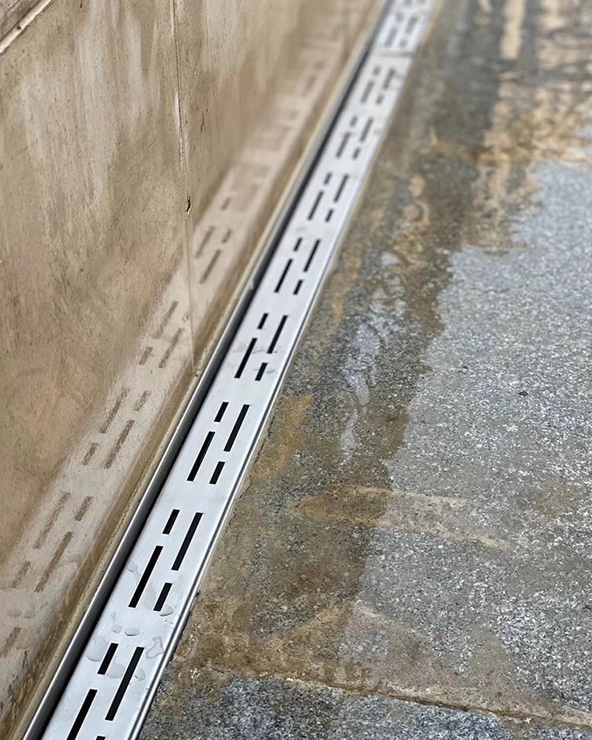 GJMSSMY Outdoor Channel Drain Kit, Yard Driveway Garage Trench Drain System, Bathroom Shower Water Diverter Drainage Grate, 304 Stainless Steel(5x5cm(2x2))