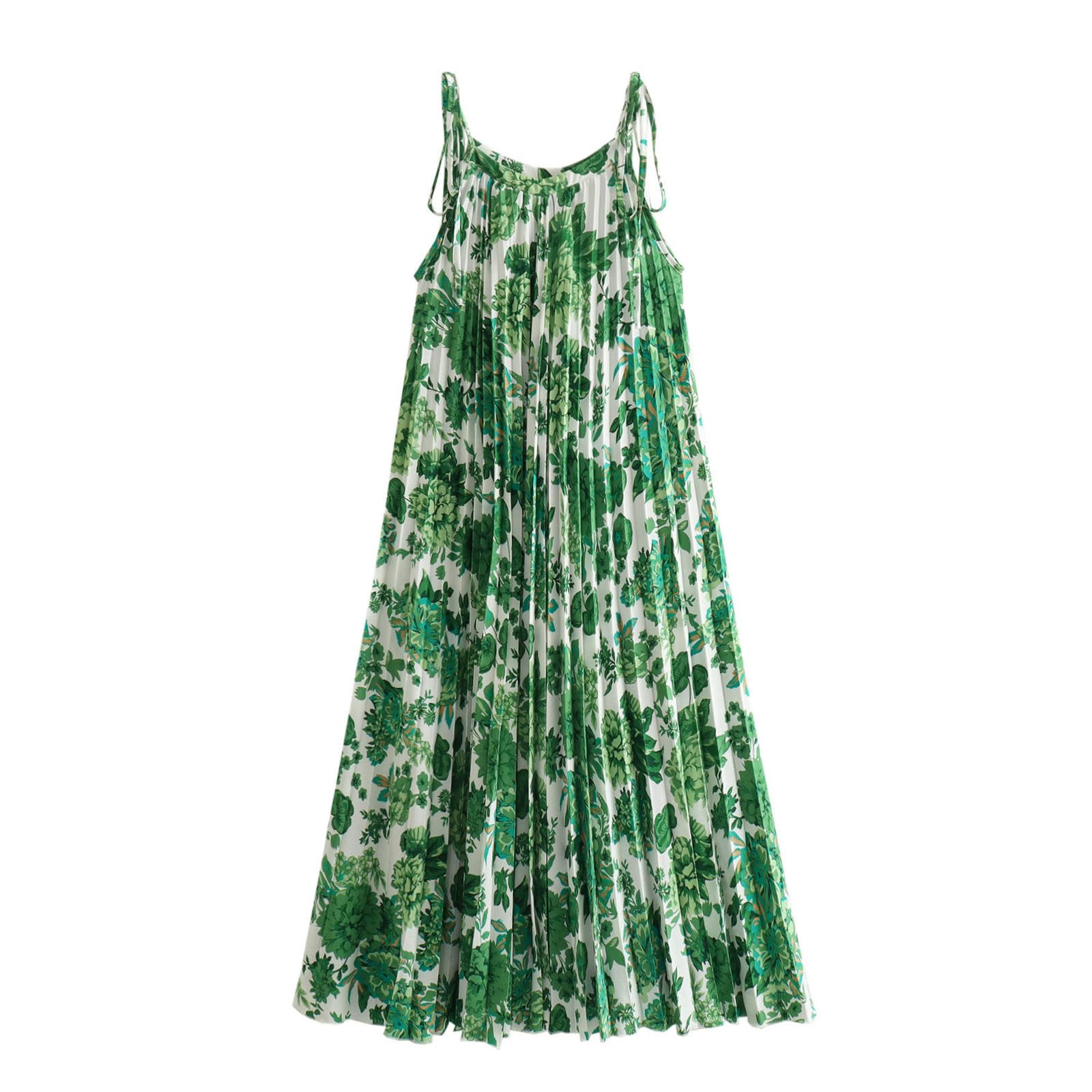 Robe resort imprimée à lacets pour vos journées de vacances d'été