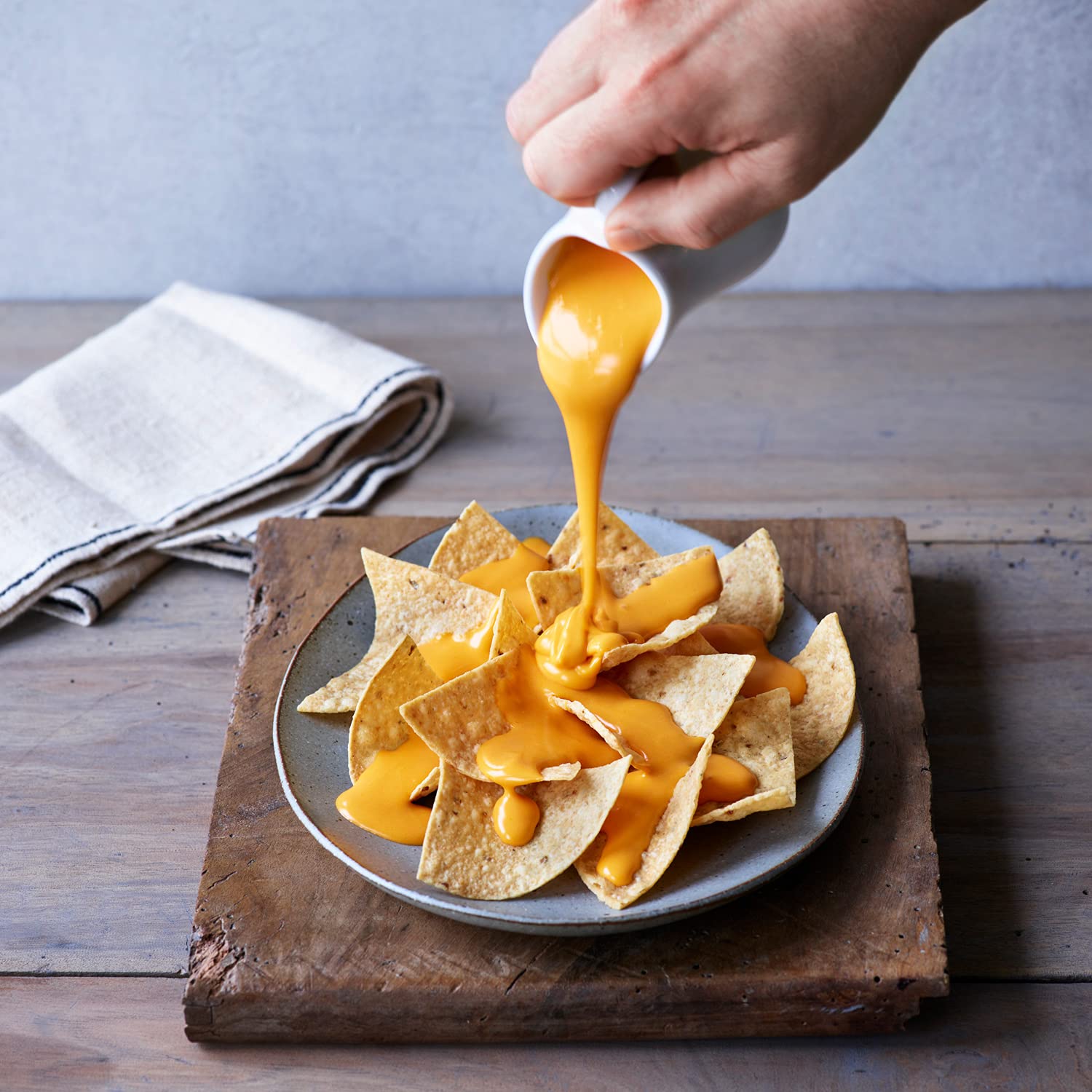 Daiya Zesty Cheddar Style Cheeze Sauce PlantBased Nacho Cheese