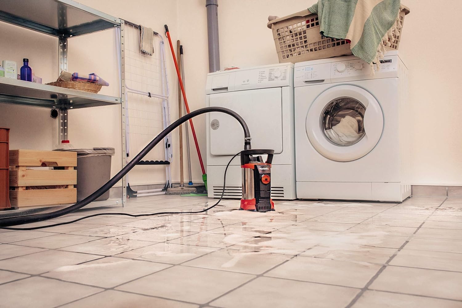 Einhell Klarwasserpumpe GE-SP 4390 N-A LL (430 W, max. 9000 l/h, Flachabsaugend bis 1 mm, Aquasensor mit 3 automatischen Sensorstarthöhen, Dauermodus, Rückschlagventil)