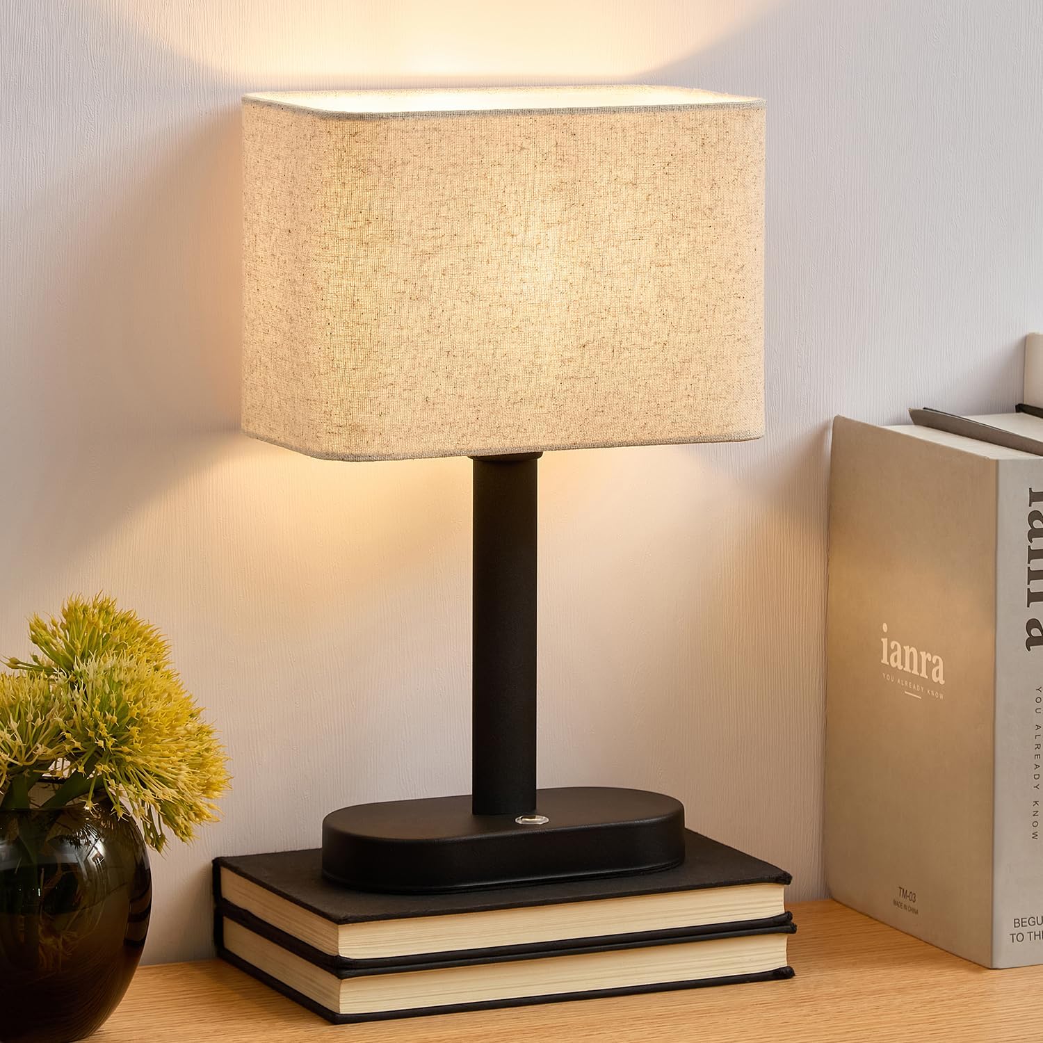 12.6" Cordless Touch Table Lamp, 5200mAh Rechargeable Desk Lamp, Stepless Dimming Modern Bedside Lamps with 3000K Warm Light LED Bulb, Nightstand Lamps for Study, Bedroom, Living Room, Office Black-1 Pack