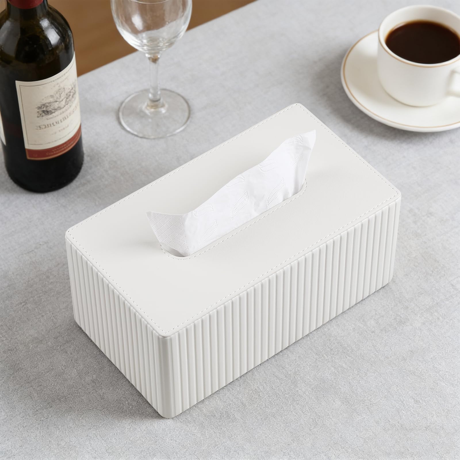 Taschentuchbox Abdeckung Stilvolle PU Leder Rechteckige Taschentuchbox Halter mit Magnetboden Abdeckung für Badezimmer Schlafzimmer oder Büro (Weiß Streifen)