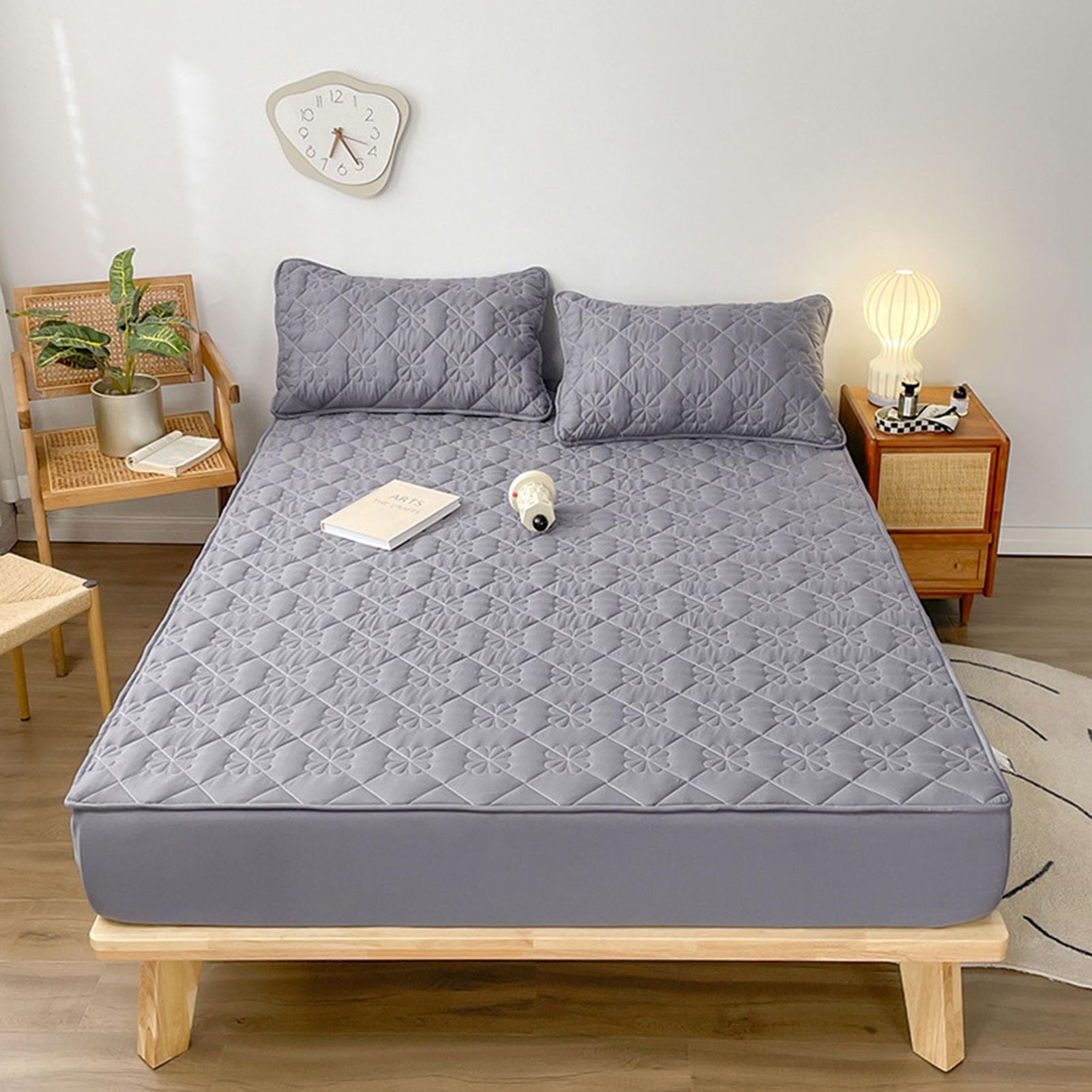 GaoYIYI Double Bed Waterproof Mattress Protector Double Bed Fitted Mattress Cover Soft Noiseless Washable Breathable & Vinyl Free Bed Cover Fitted 30cm Deep(Size:150 * 190cm/59.05"x74.8",Color:grey)