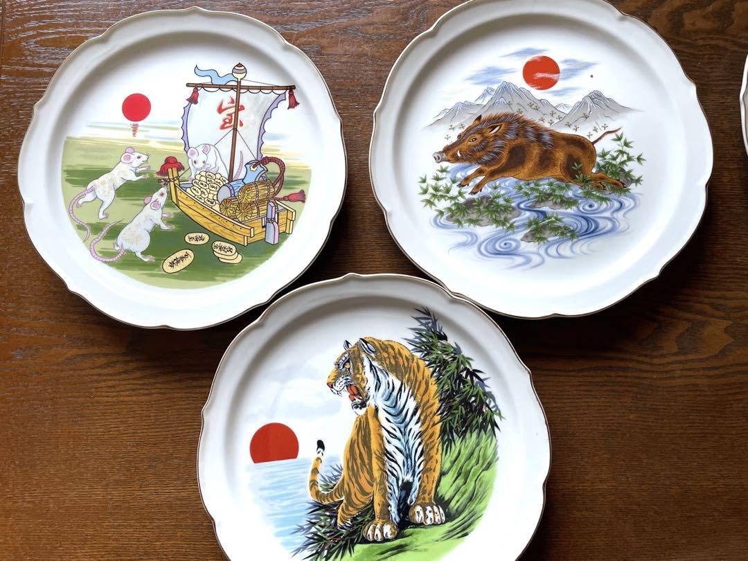 Amazon | 有田陶源の皿 干支3枚セット ネズミ 猪 虎 | ノーブランド品