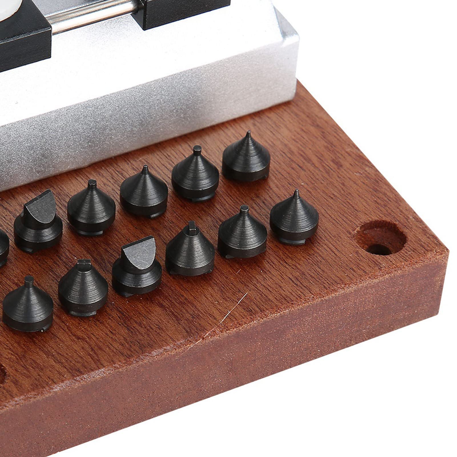 5700 Bench Watch Case Opener 65mm Chuck, precyzyjny zestaw narzędzi wkręcanych z 12 uchwytami i akcesoriami do mocowania dla profesjonalnych projektów naprawy zegarmistrza