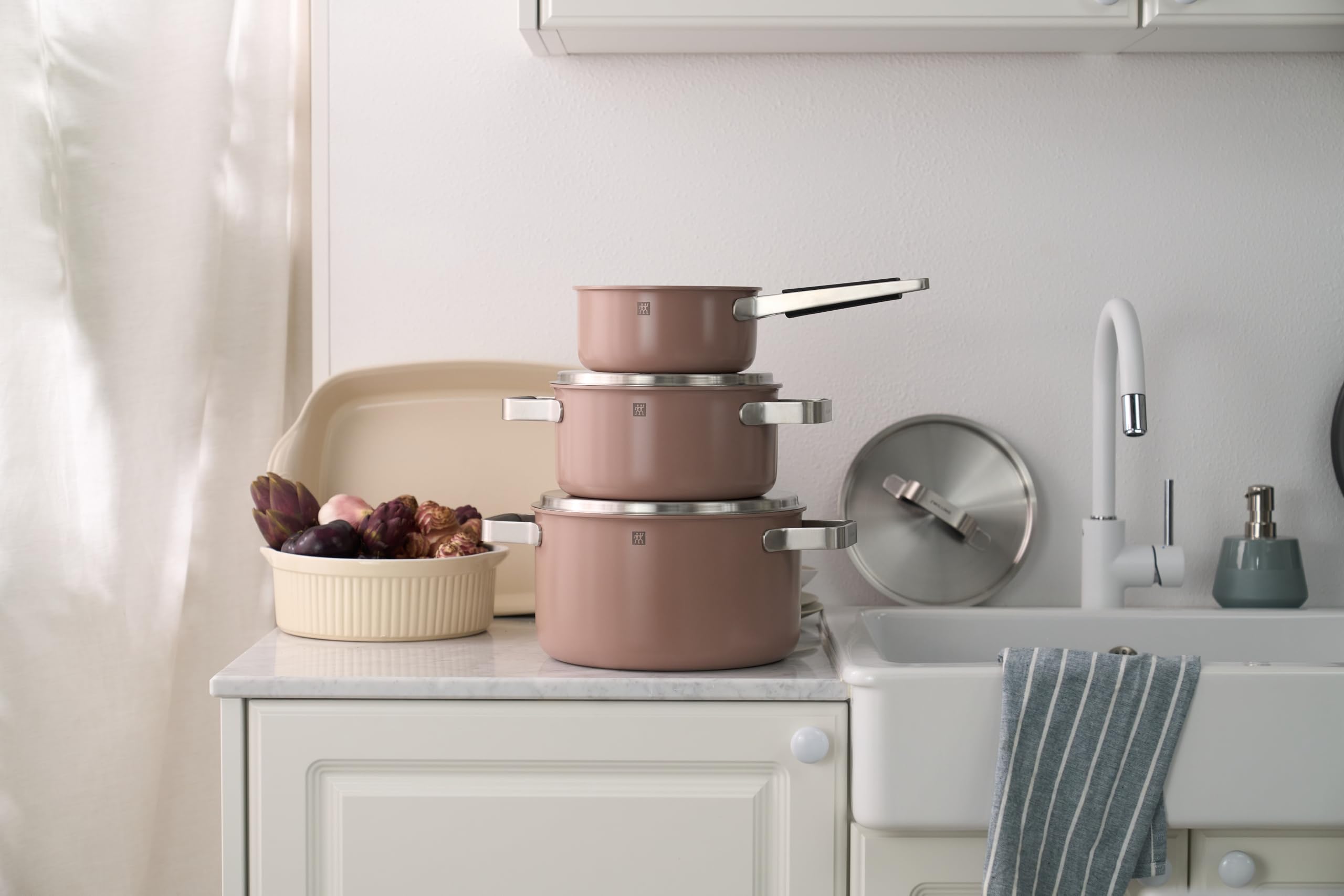 ZWILLING PURE Kochtopfset, 5-tlg, 18/10 Edelstahl, Keramik-Außenbeschichtung, Stay-Cool-Griffe, Spülmaschinengeeignet, Rosé