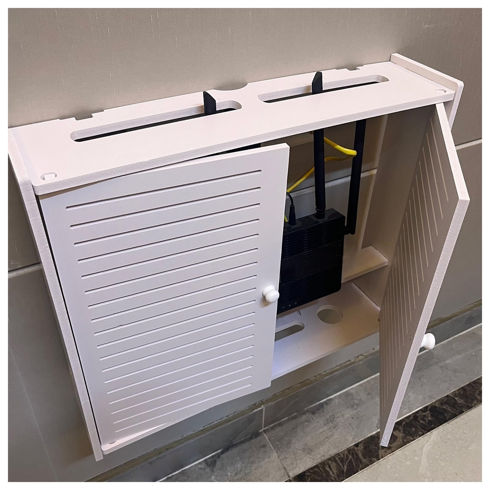 Support de rangement mural multifonction pour routeur WiFi avec gestion des câbles – Boîte décorative peu encombrante pour la maison et le bureau (50 cm) – Solution de niisation idéale