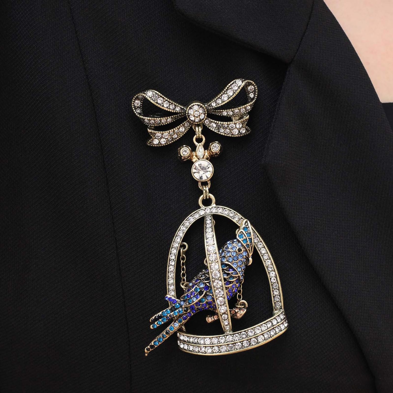 Spilla ornamentale in metallo con chiusura Accessorio elegante per spille per abiti adatto per abiti, cappotti e giacche Spilla decorata in lega