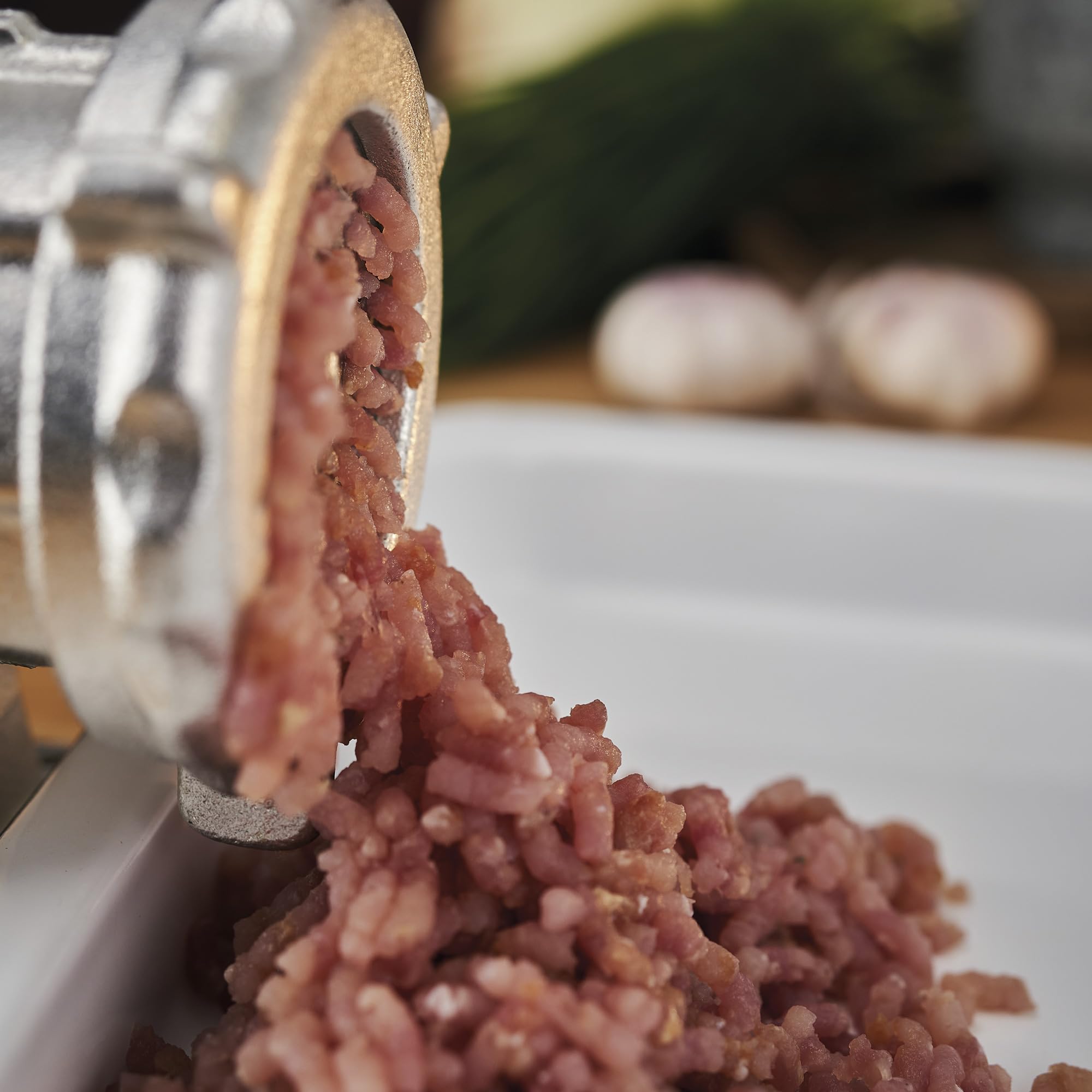 Victoria Picadora Trituradora de Carne Manual, Embutidora Salchichas, Chorizo, Máquina para Picar Carne para Embutidos, Hierro Fundido, Número 10, Meat Grinder con Abrazadera para Mesa