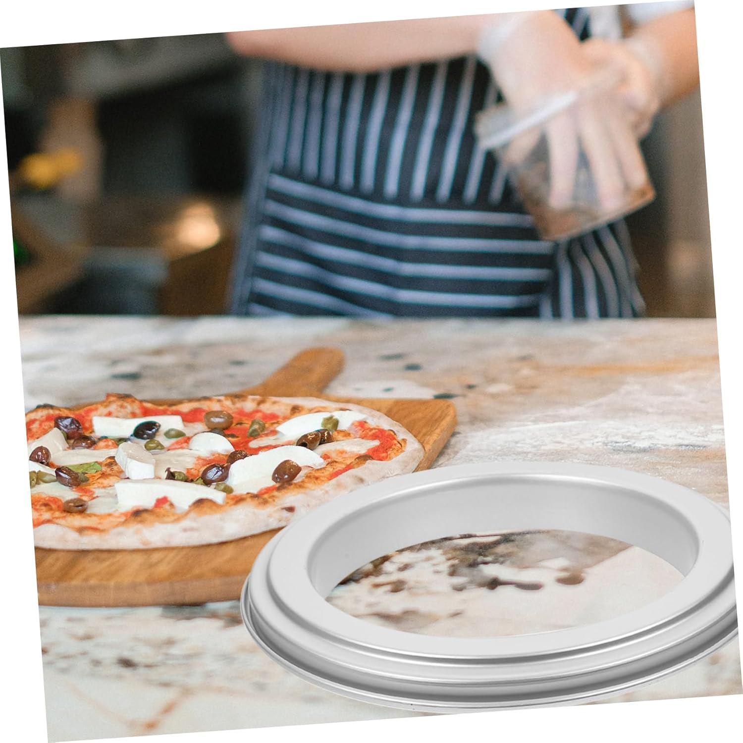Ciieeo 3pcs Pizza Saucing Non-skid Practical Metal Muffin for Seasoning and Crust Preparation Tool for