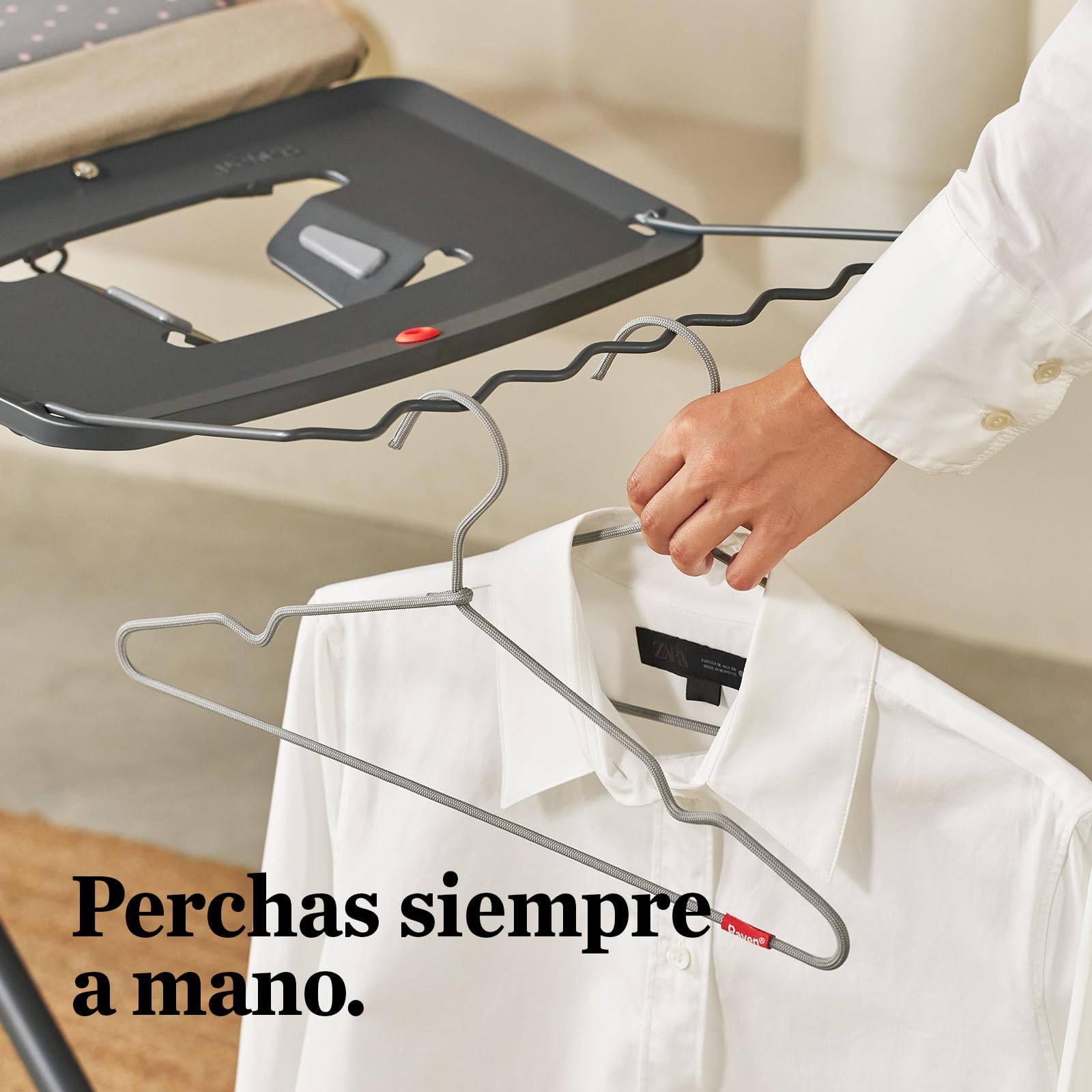 Rayen | Tabla de planchar | Gama Premium | Funda con muletón | Tabla de planchas con bandeja para la ropa | Plancha-mangas integrado | Dimensiones: 120,5 x 41 cm