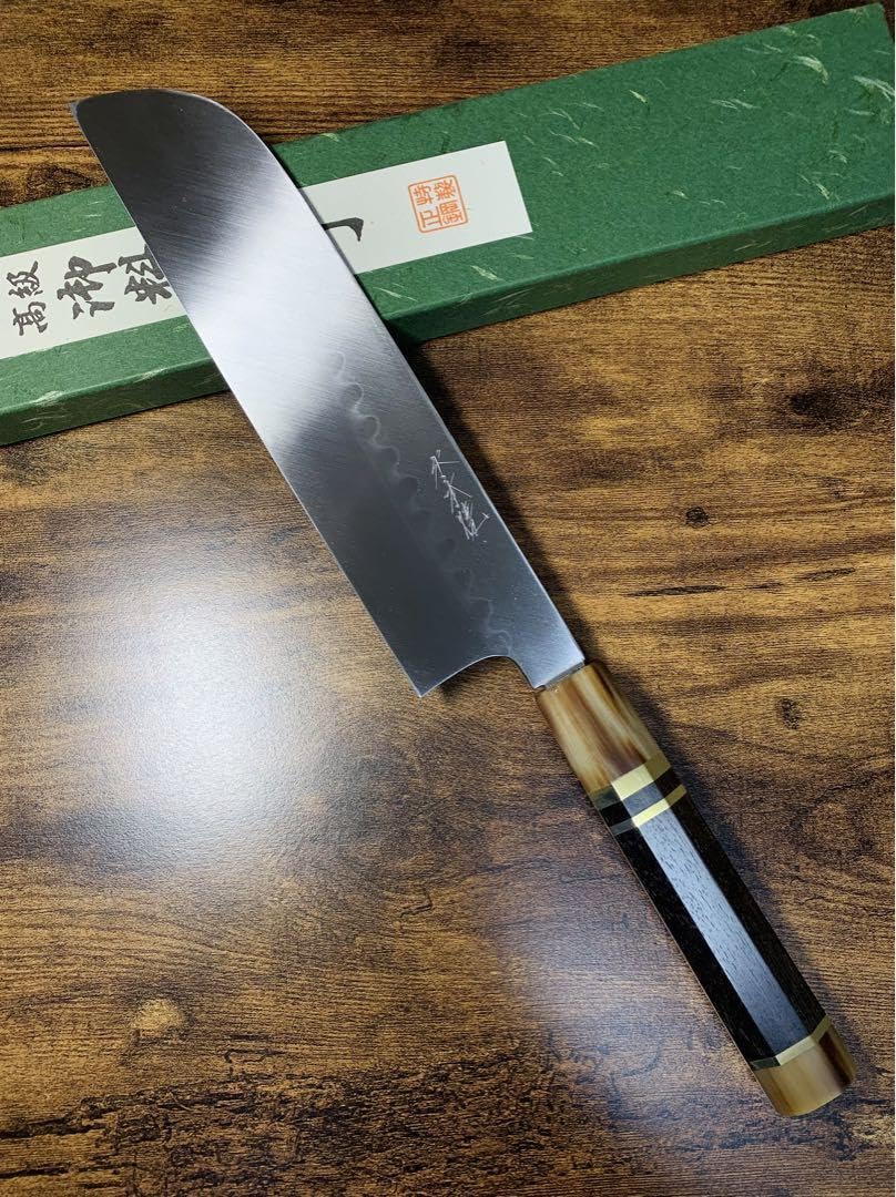Amazon.co.jp: 玄海正国 薄刃 鎌型 水本焼 包丁 鏡面 8寸 黒檀両水牛柄 