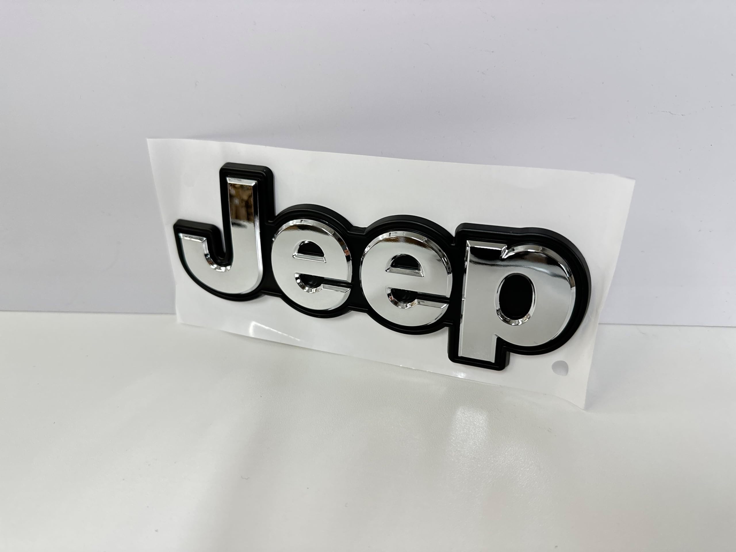 2014-2018 Jeep Grand Cherokee Rear, Chrome