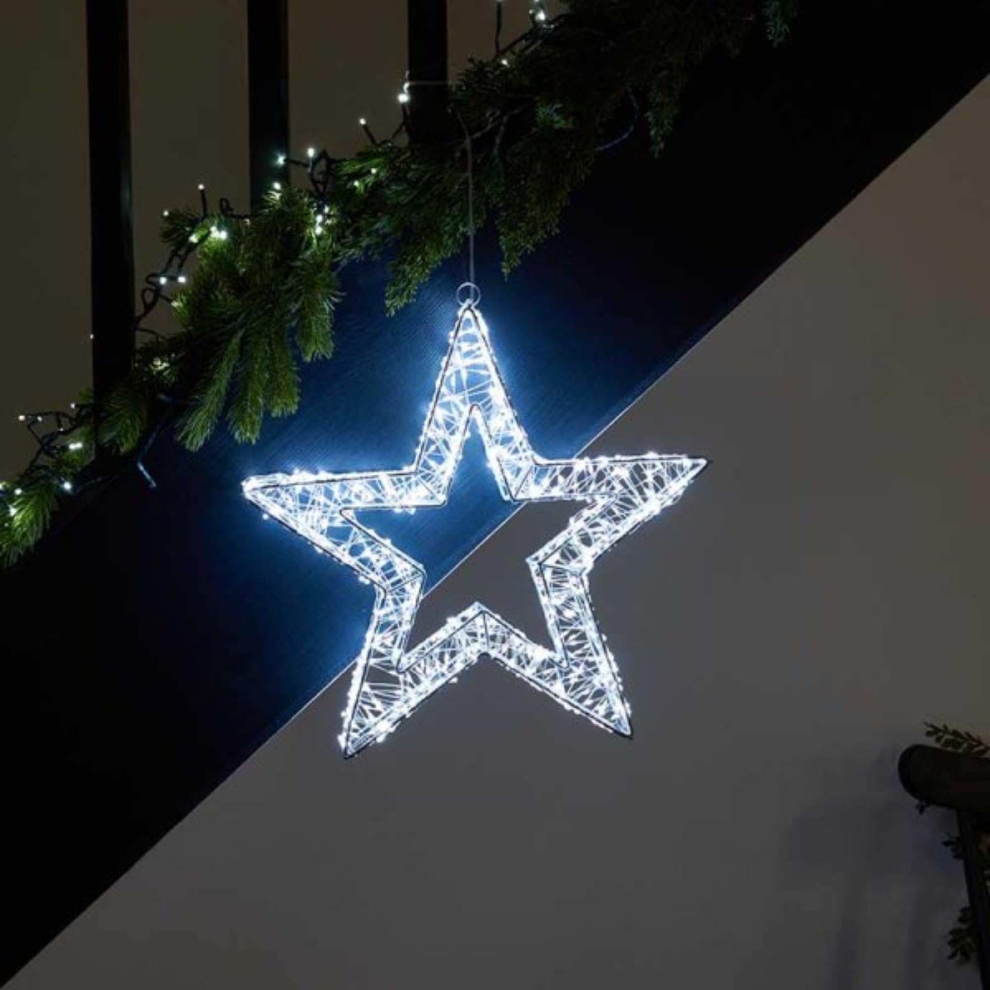 Samuel ALEXANDER 50cm Light up Christmas Galaxy Star with 1440 Cool White LEDs & Timer Function