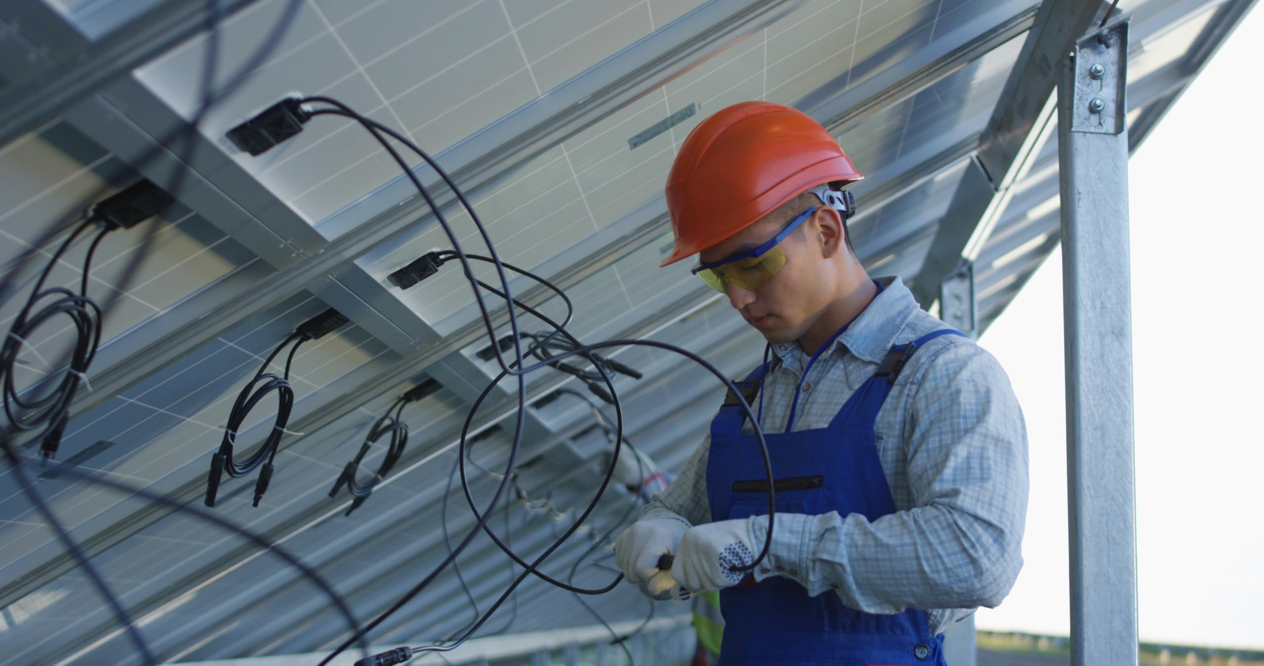 1x 100m - Solarkabel 4mm² H1Z2Z2-K CPR (Brandklasse) B2ca für Photovoltaikanlagen, Halogenfrei, Flammwidrig, UV-beständig, XLPO-Isolierung, für PV-Installationen