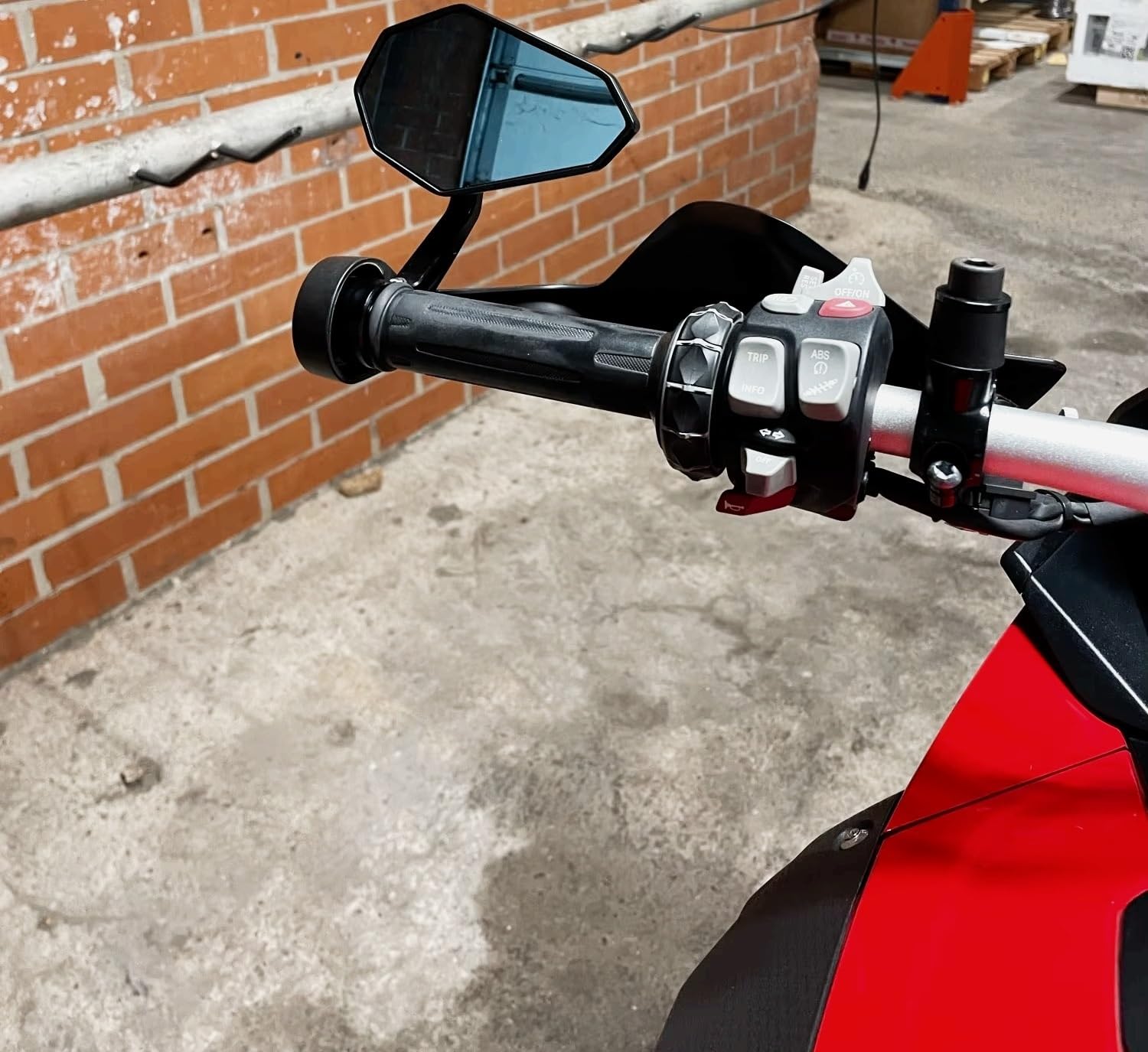 Motocyklowe Lusterka Wsteczne Moto Lusterko końców Pasuje Do Honda GSXR ER6N7/8 "22mm Lusterko Wsteczne Motocykla Uniwersalna Kierownica Widok Z Tyłu