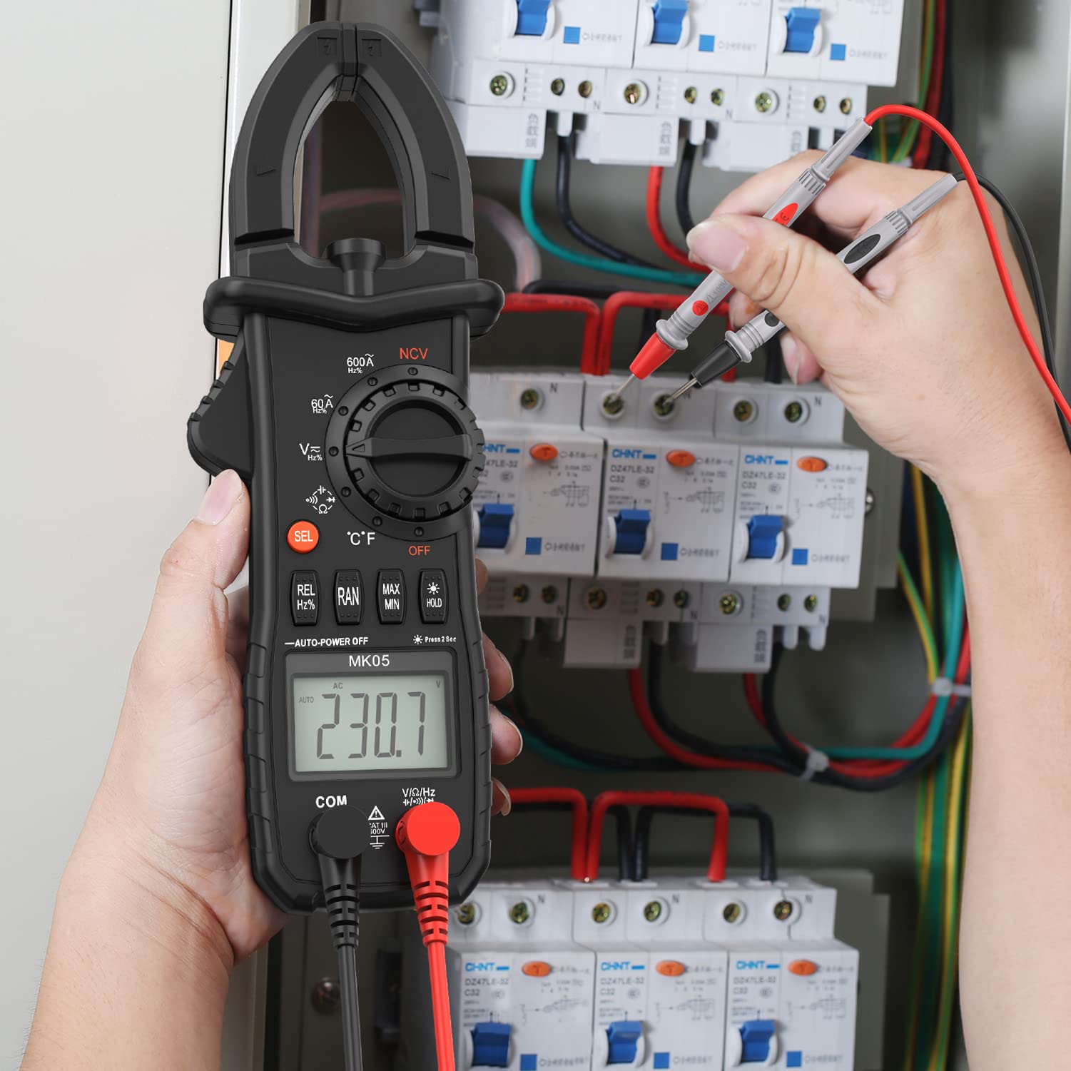 Stromzange Zangenmultimeter 6000 Counts Digitale Stromzangenmessgerät AC/DC 0-600A, T-RMS Strommesszange Voltmeter Amperemeter Auto Range Tester