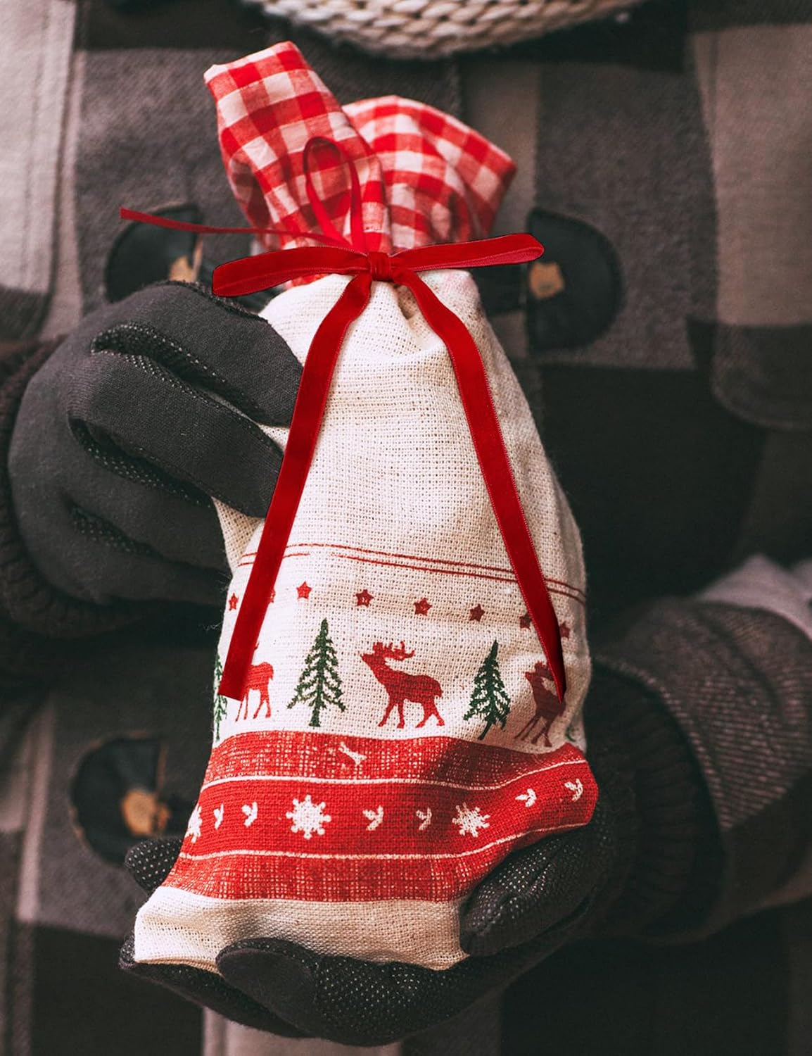 SIMISI RIBBON 24Pcs Red Christmas Velvet Ribbon Bows Decorations Xmas Ornaments Vintage Decor for Tree, Wreath, Garland (3/8'' Width, 5 * 7 inch) - Image 4