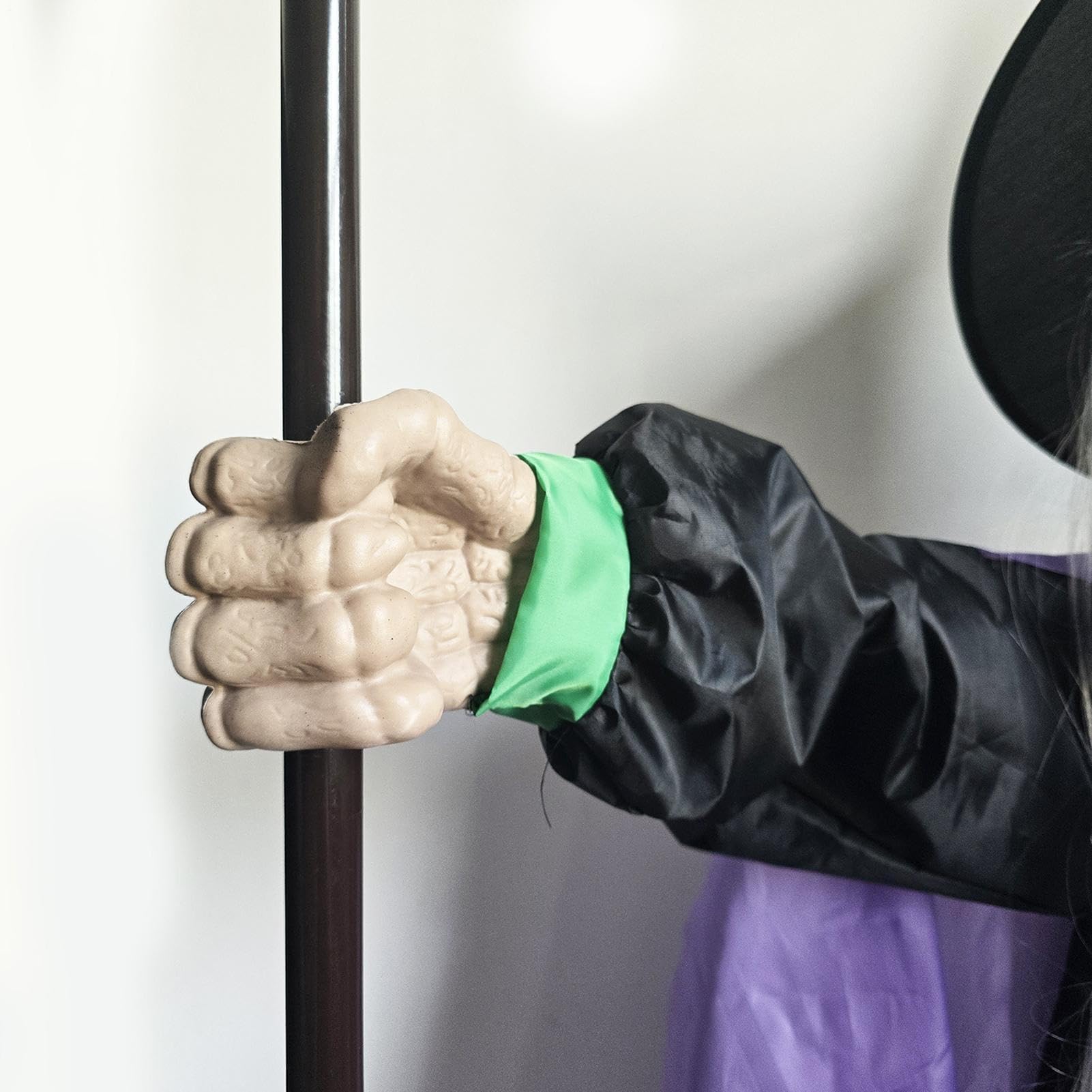 Halloweenowe Dekoracje Zewnętrzne Z Czarownicą Ozdoba Świąteczna Straszne | Dekoracje Latającej Lewitującej Czarownicy Z Przerażającym Dźwiękiem Do Ogrodu Na Trawnik Ganek Drzewo I Nawie
