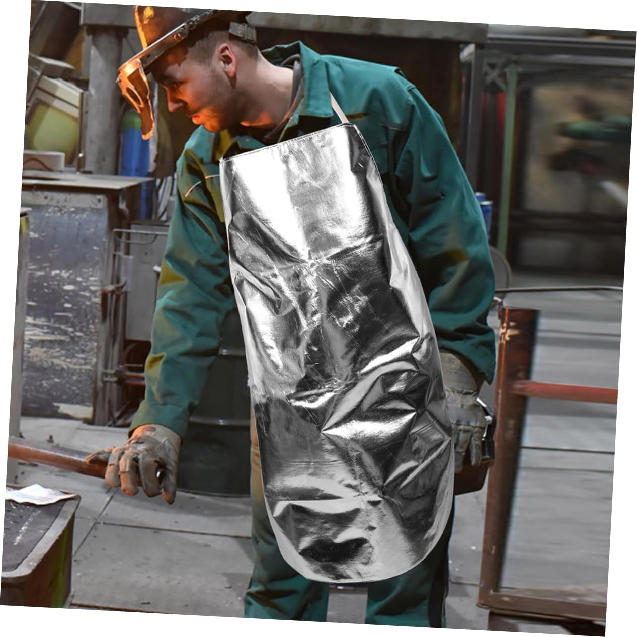 NUOBESTY Industrieschürze aus Aramid mit Aluminiumplattierung Hitzebeständige Schürze mit Verstellbaren Trägern Feuerfeste Schutzkleidung für Industrielle Schmelzarbeiten