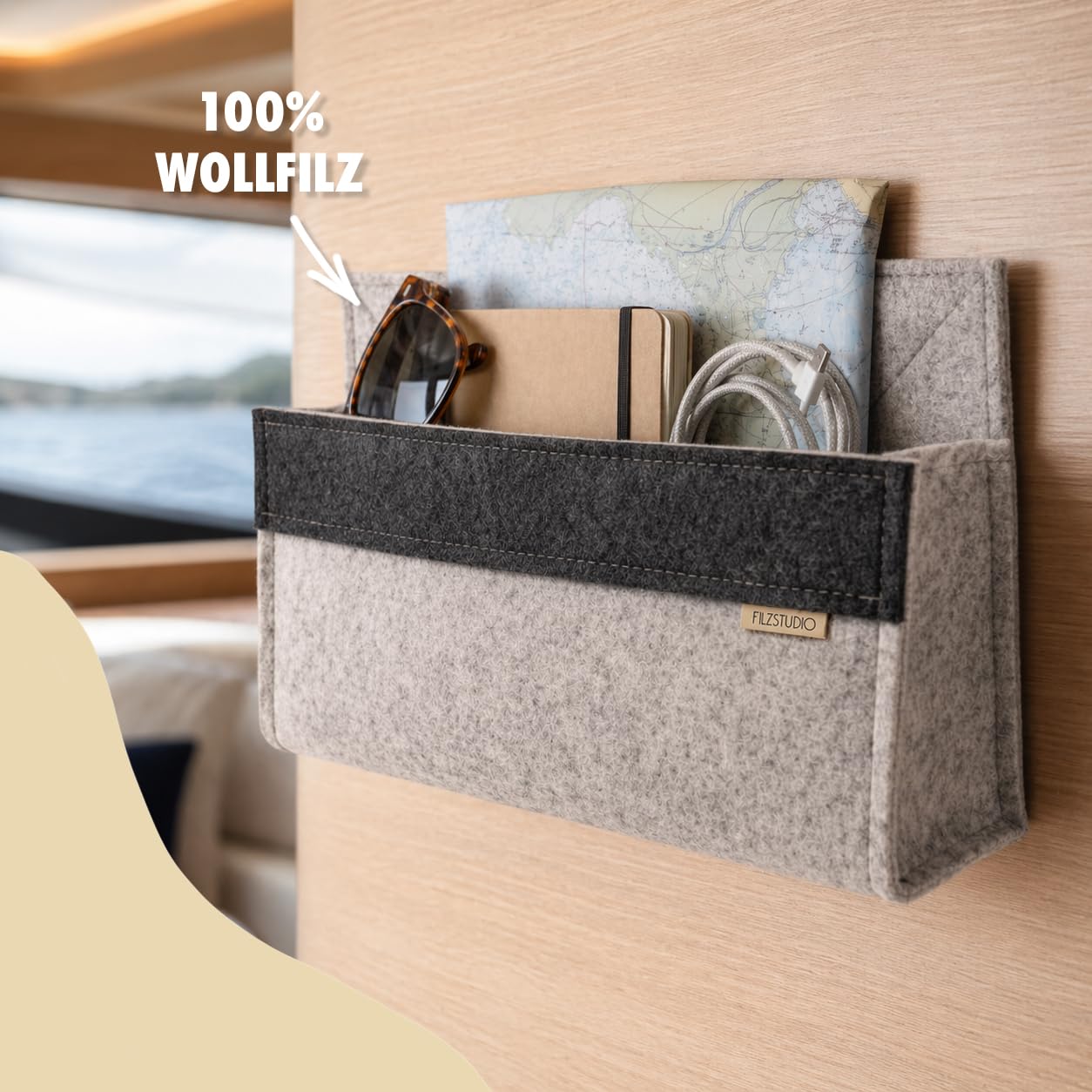 Filzstudio Wandtasche aus Wollfilz - Klebe-Klett - kleiner Wandorganizer für Wohnmobil, Bett & Flur, handgefertigte Filztasche aus 100% Merino-Wollfilz, Organizer für Handy, Kabel, Brille, 24 × 15 cm
