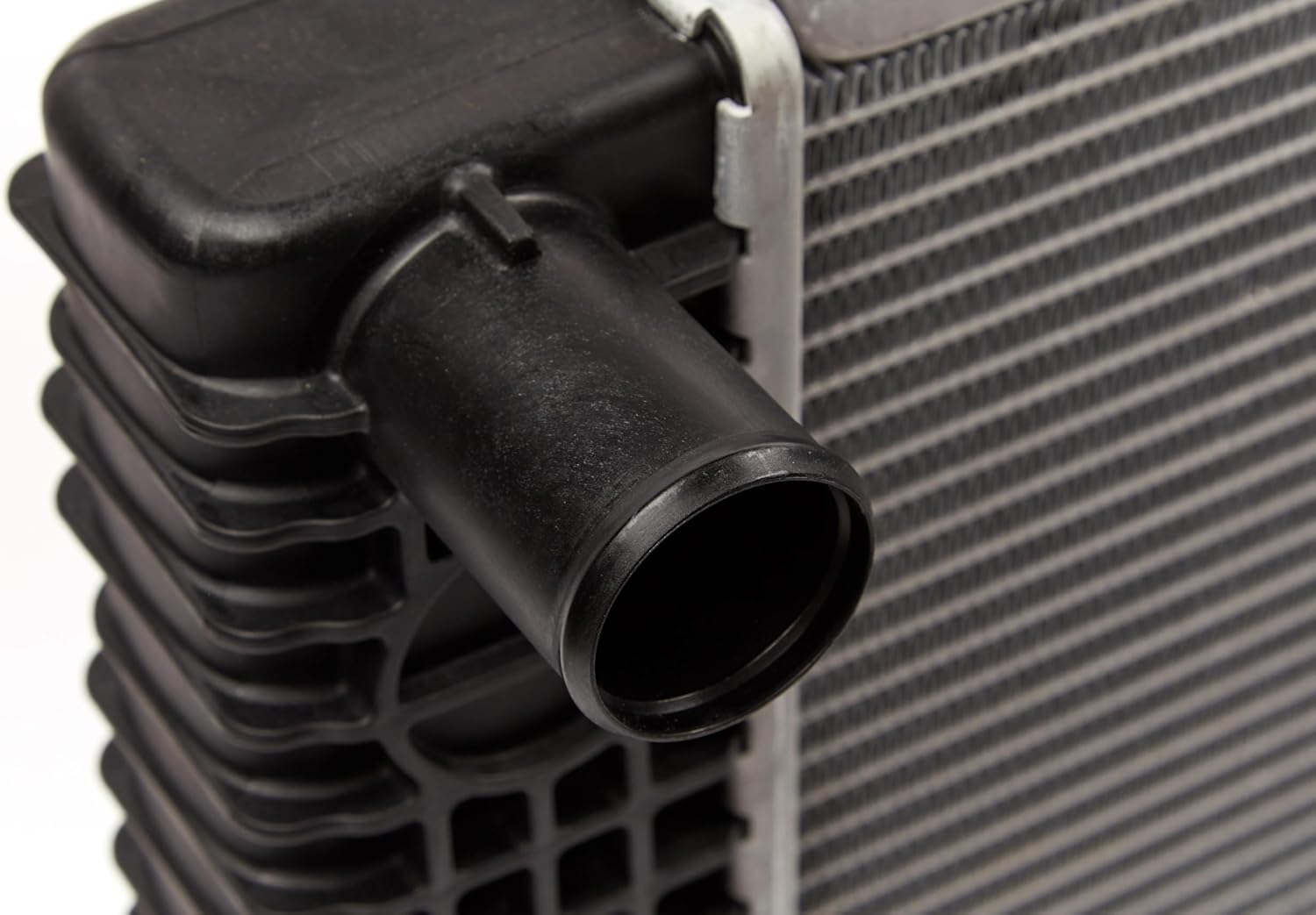 GM Genuine Parts 15258918 Radiator