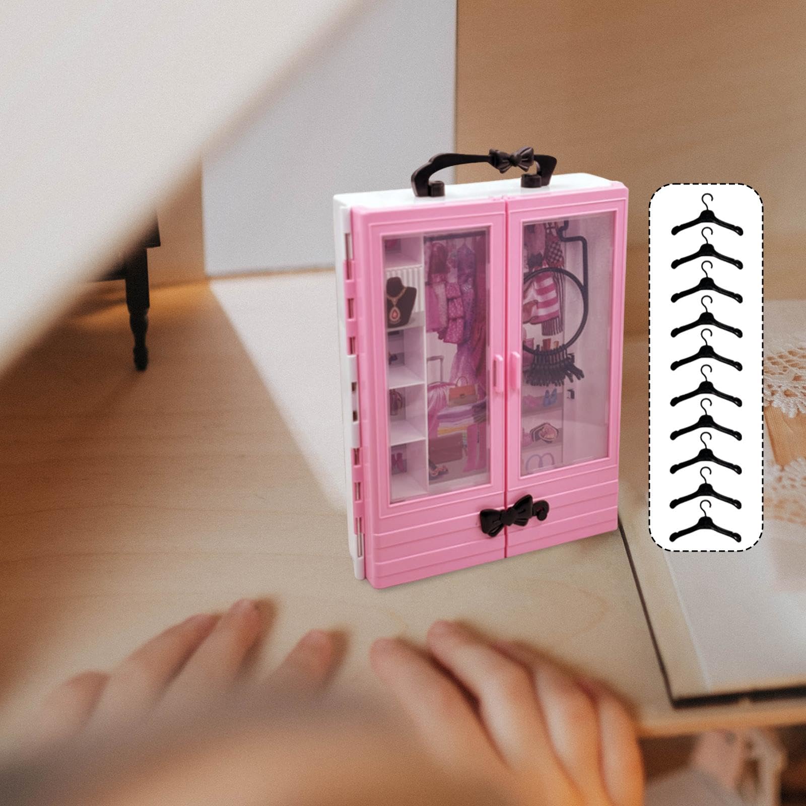 Qianly Armario para Muñecas Resistente Y en Miniatura con 10 Perchas, Navideño.